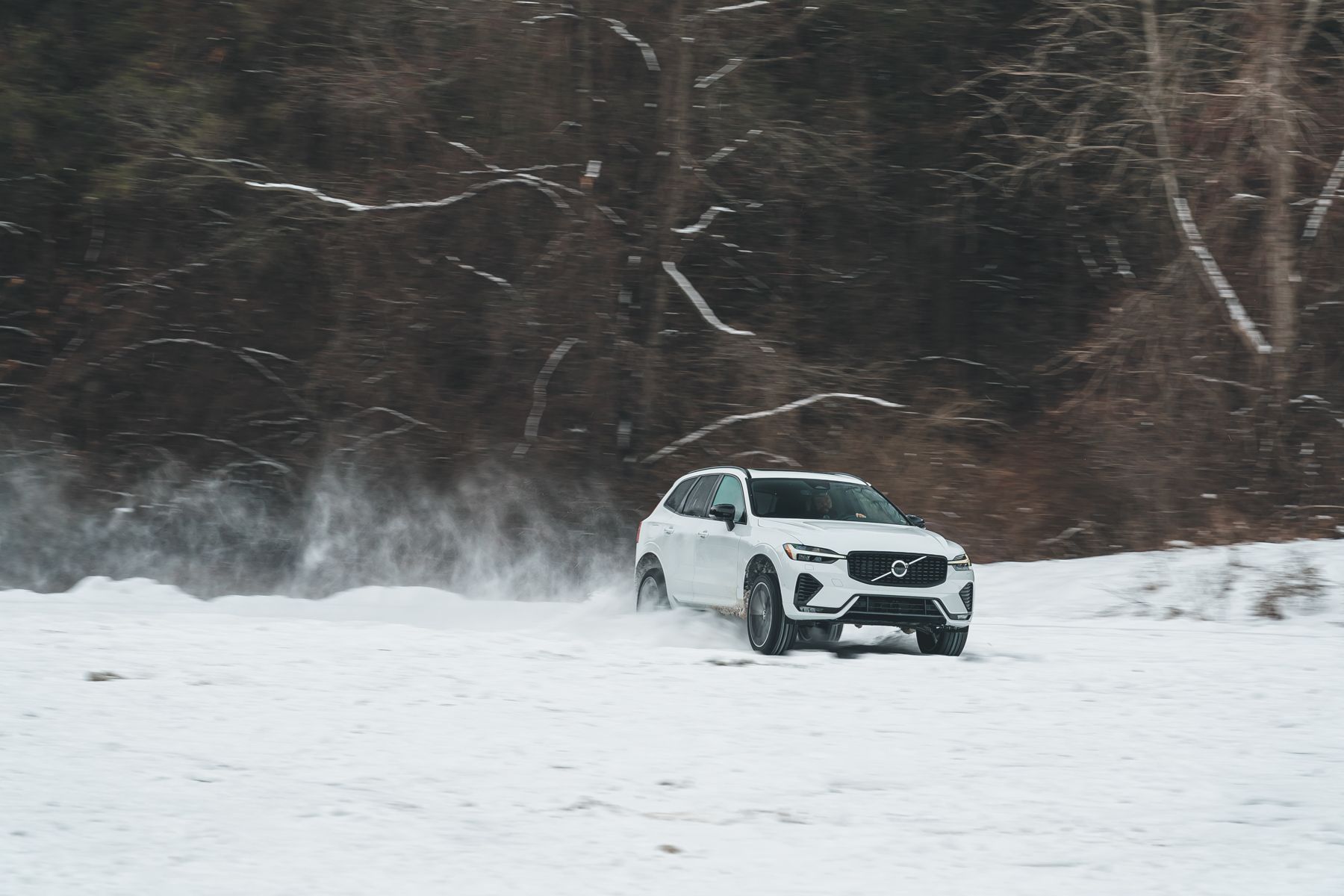 Volvo Xc60 B6 Awd Wallpapers