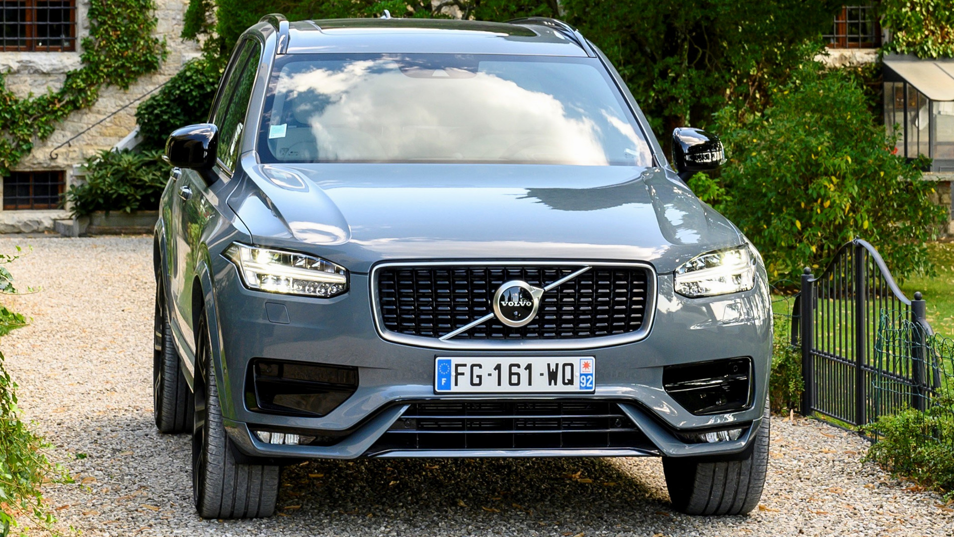 Volvo Xc90 R-Design Wallpapers