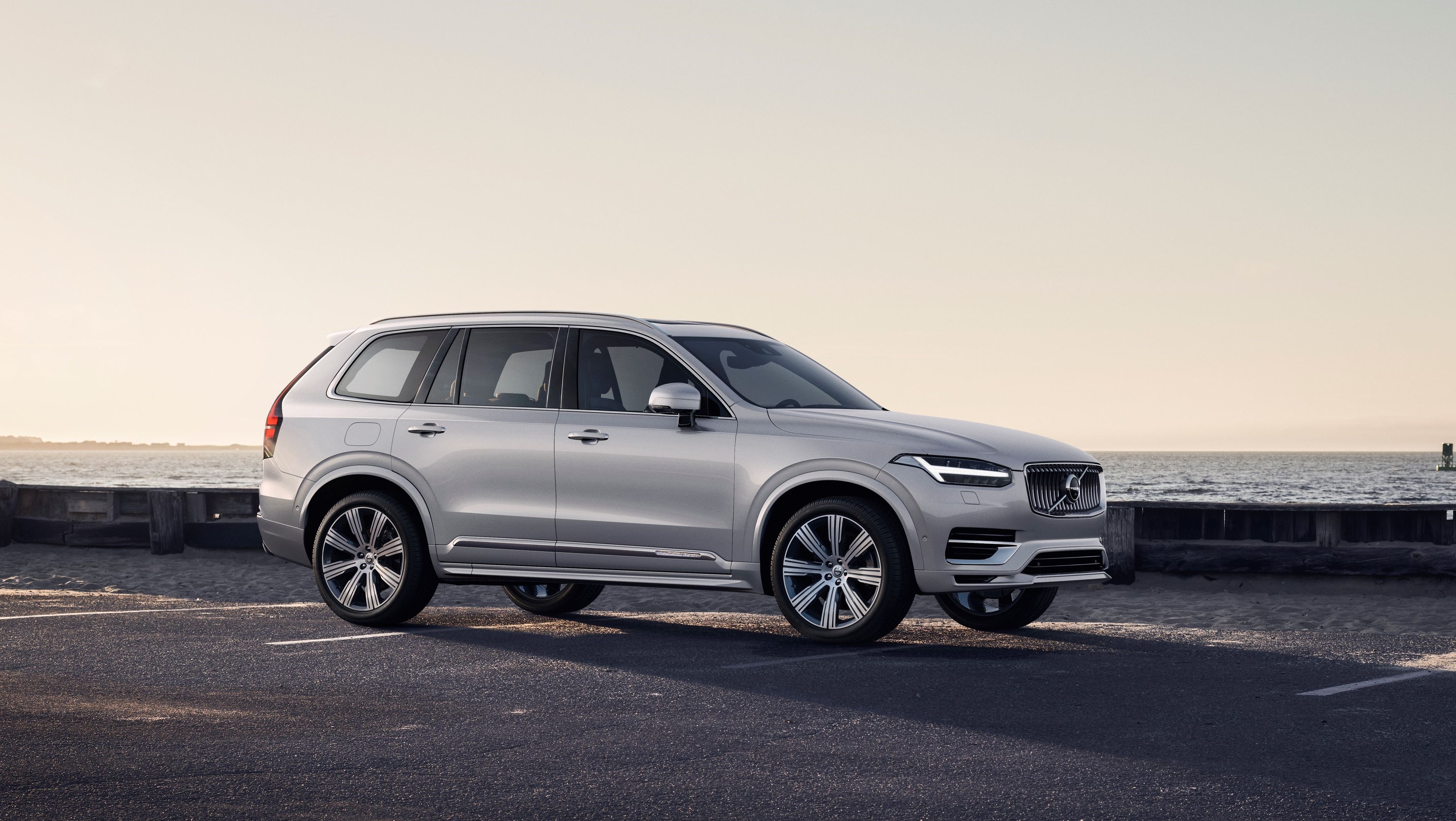 Volvo Xc90 Wallpapers