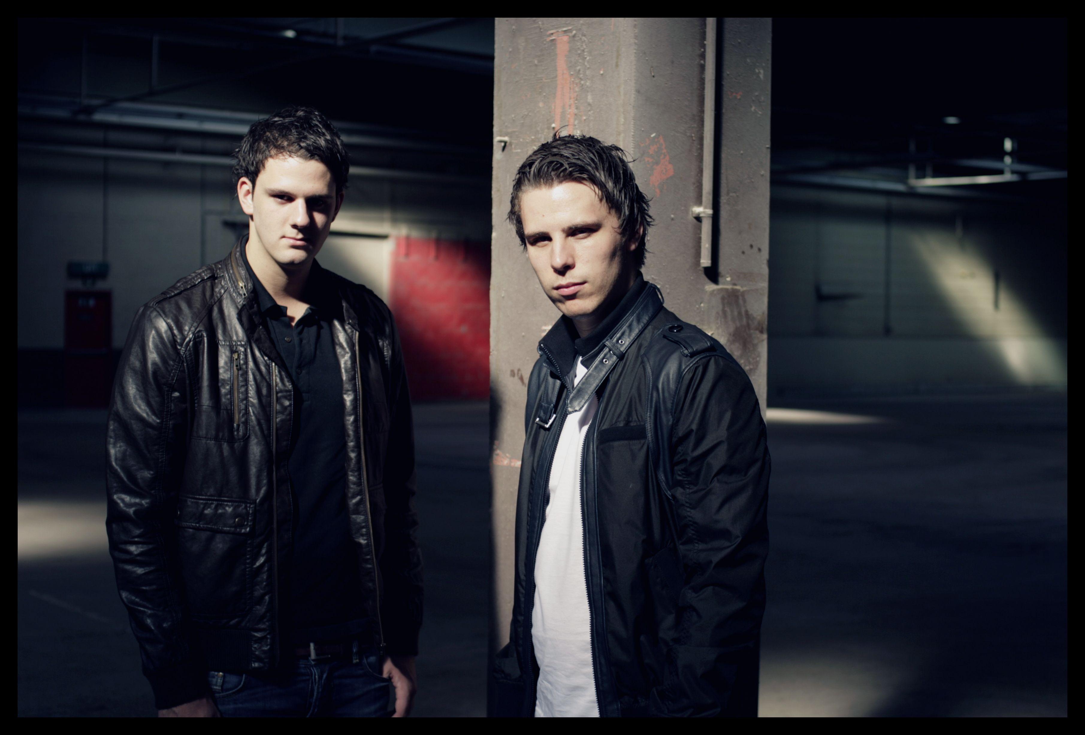 W&W Wallpapers