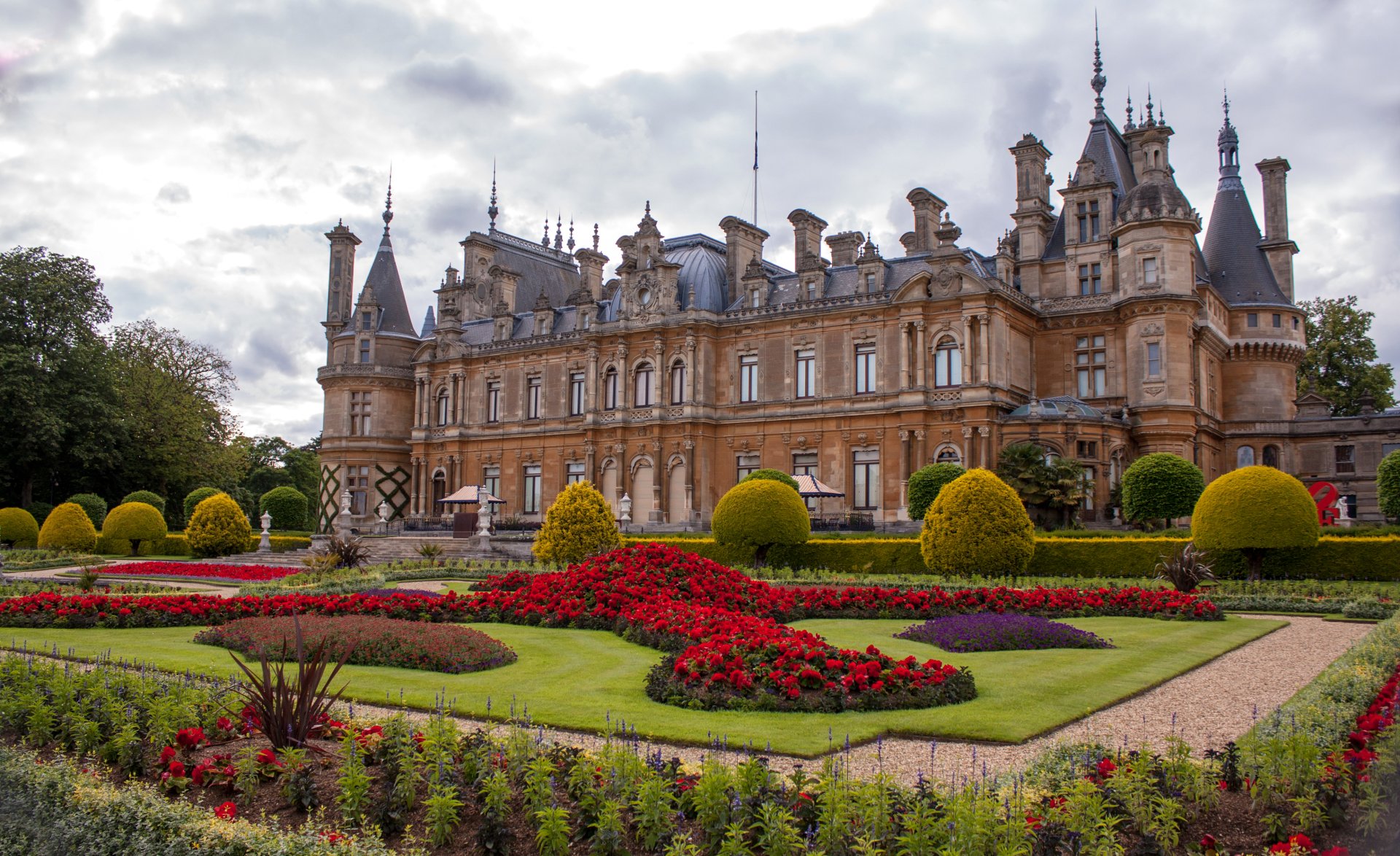 Waddesdon Manor Wallpapers