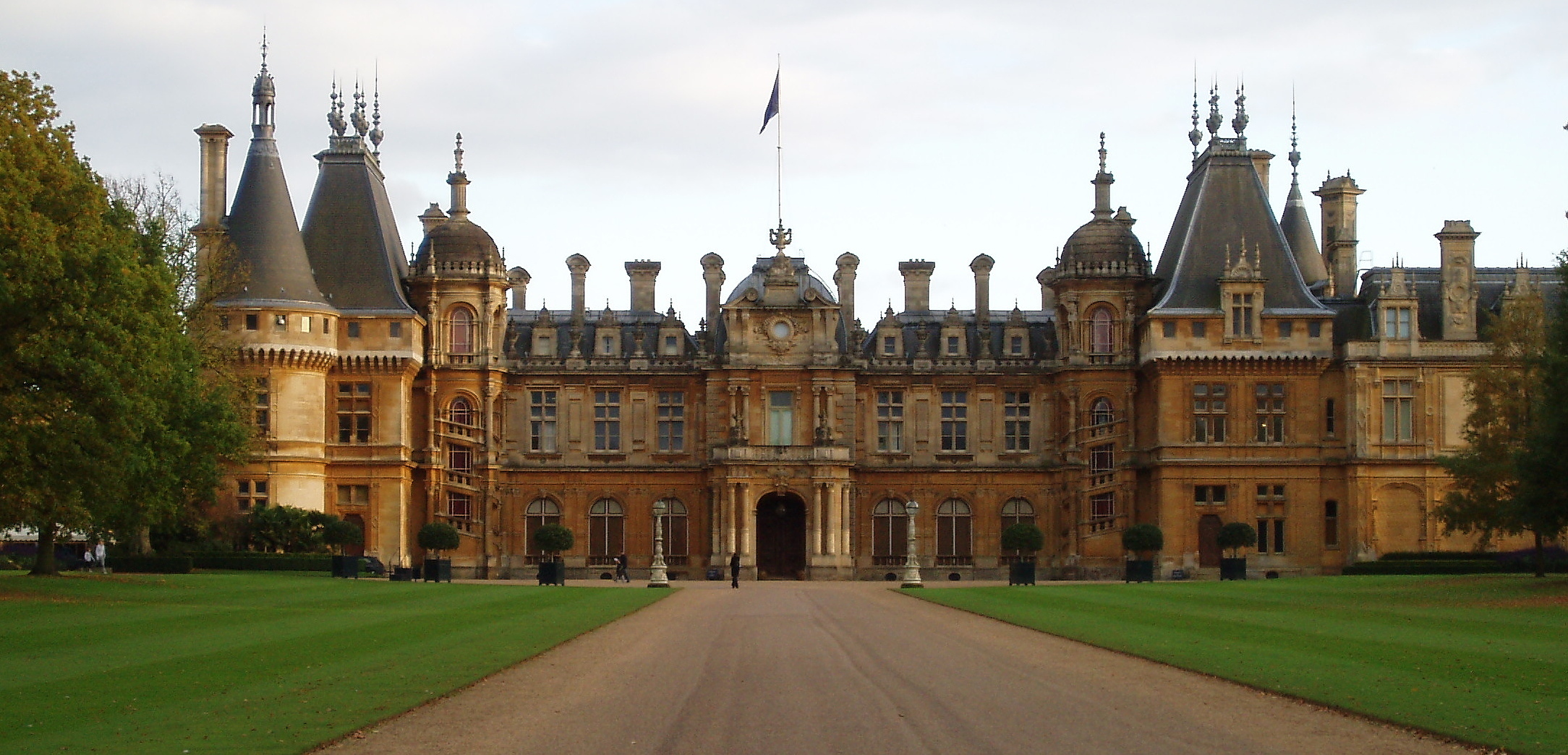 Waddesdon Manor Wallpapers