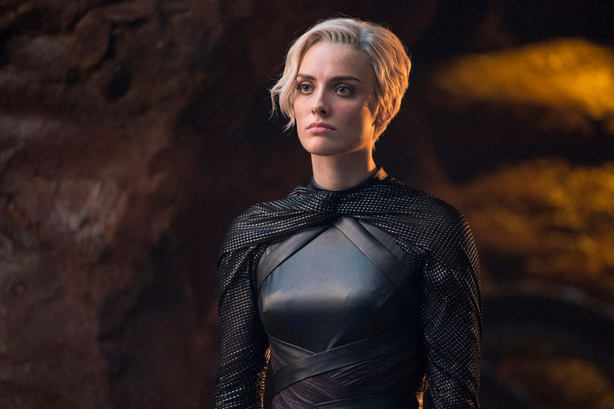 Wallis Day As Nyssa in Krypton Wallpapers