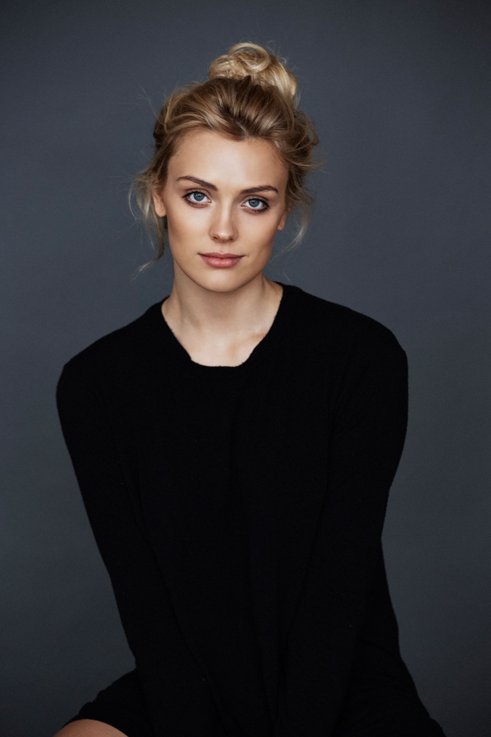 Wallis Day Wallpapers