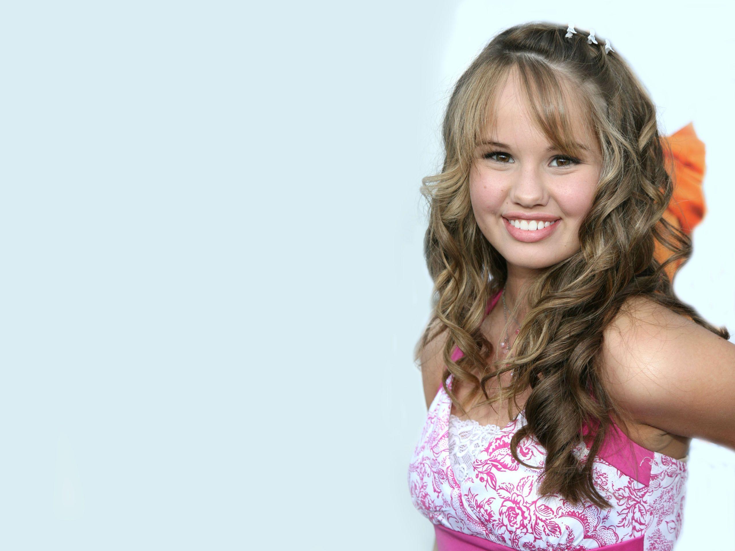 Wallpaper Debby Ryan Wallpapers