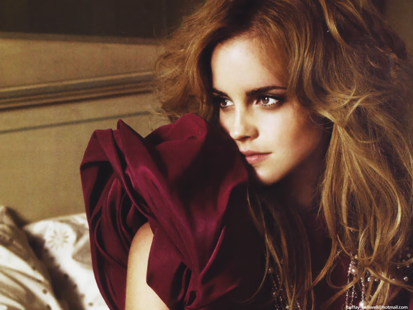 Wallpaper Emma Watson Wallpapers