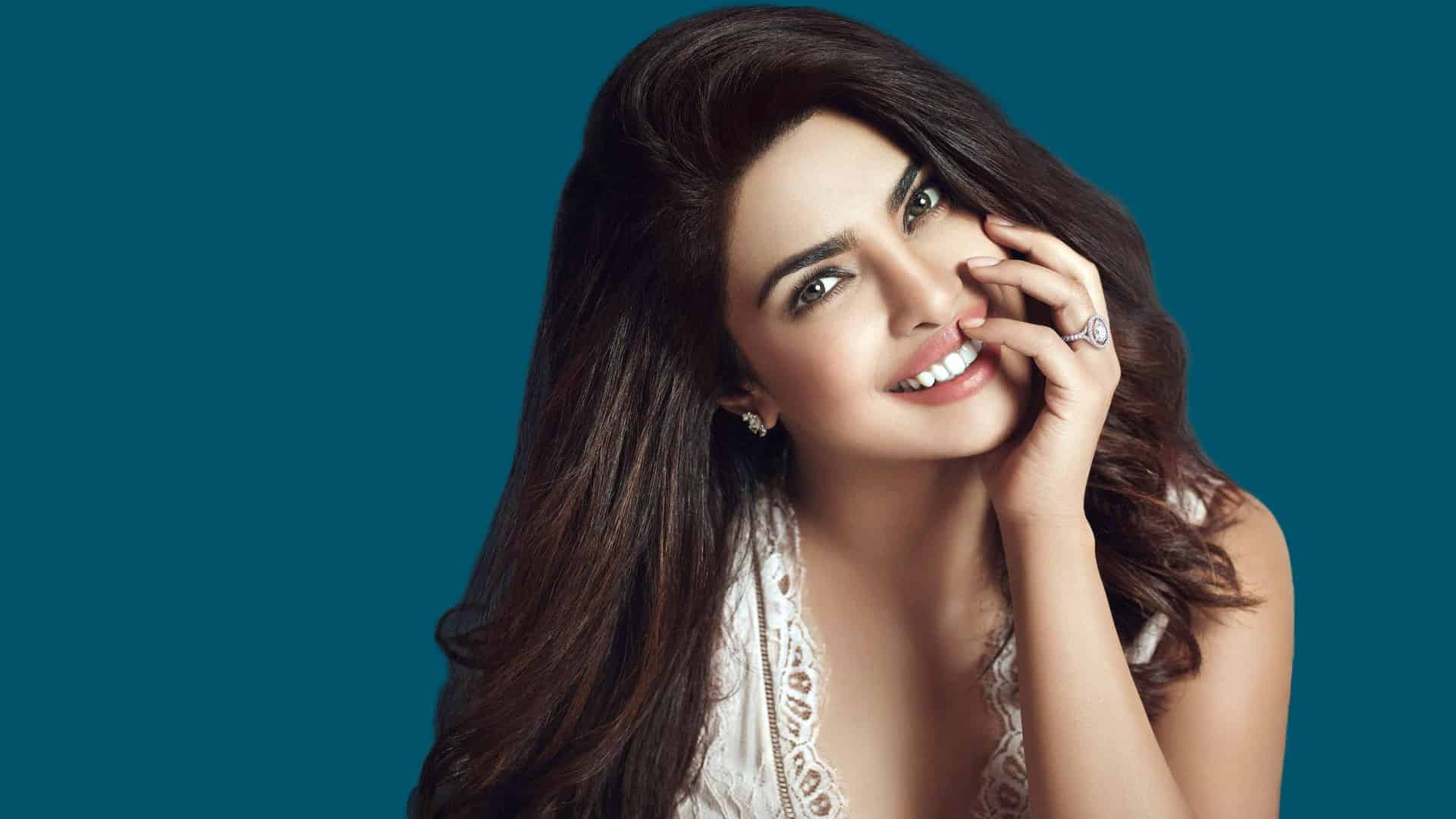 Wallpaper Priyanka Chopra Wallpapers