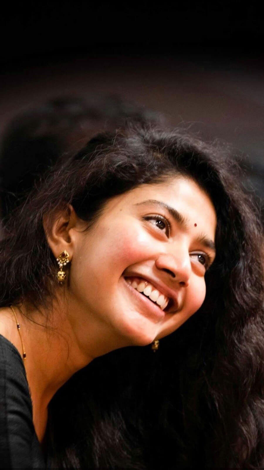 Wallpaper Sai Pallavi Wallpapers