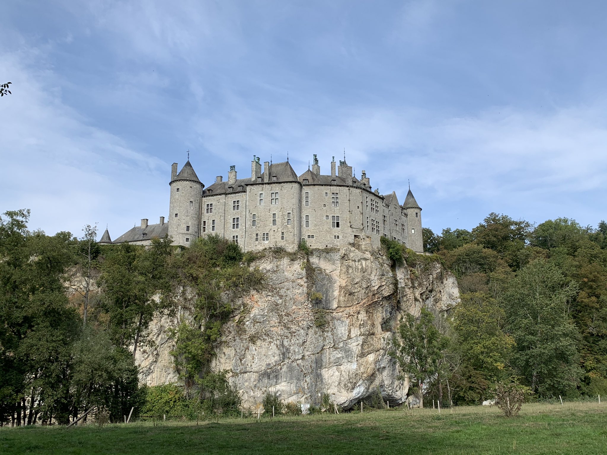 Walzin Castle Wallpapers