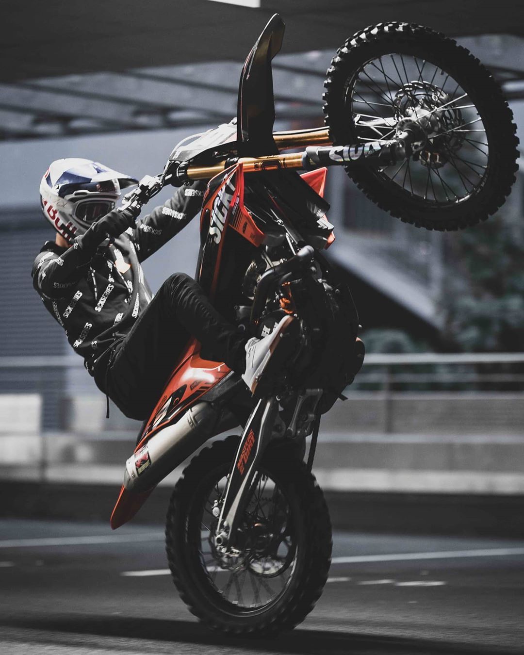 Wheelie Wallpapers