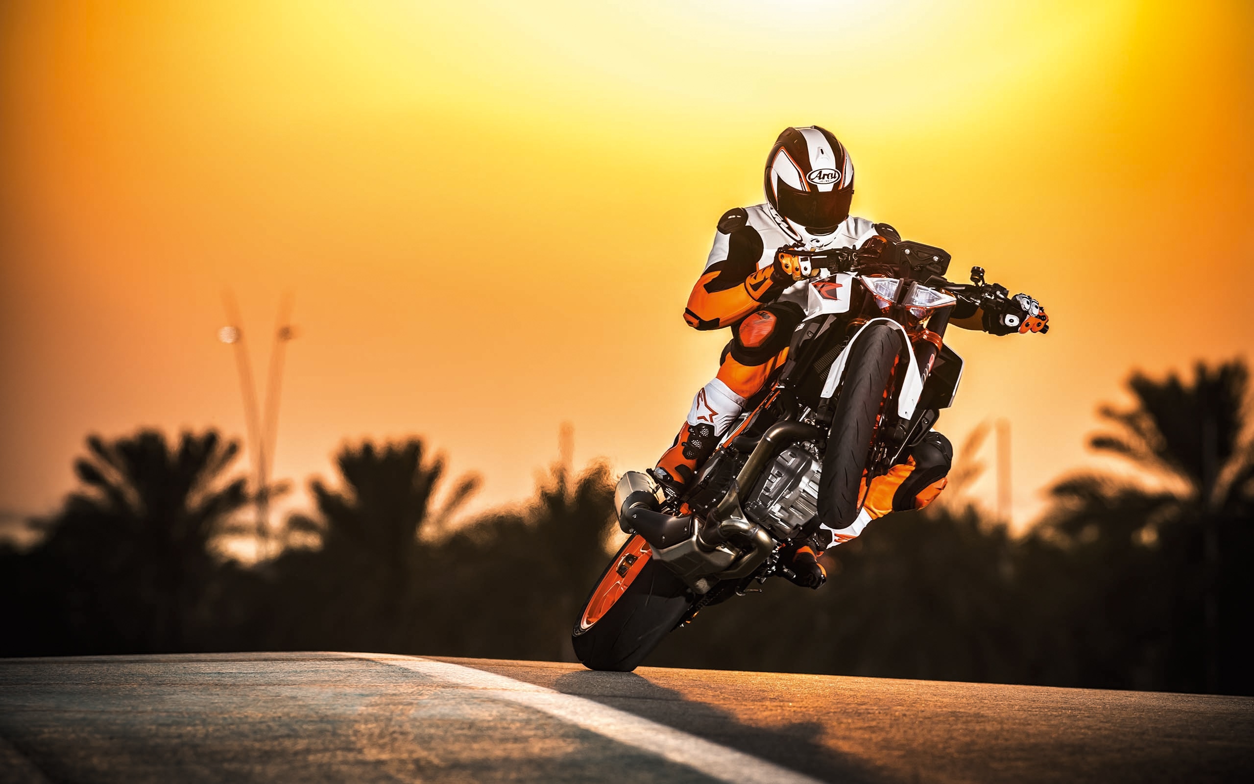 Wheelie Wallpapers