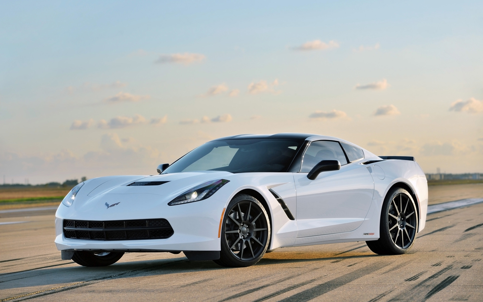 White Corvette Wallpapers