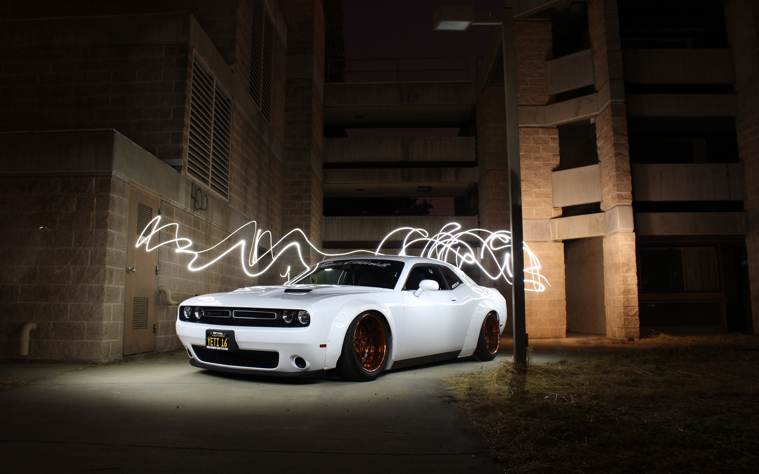 White Dodge Challenger Wallpapers