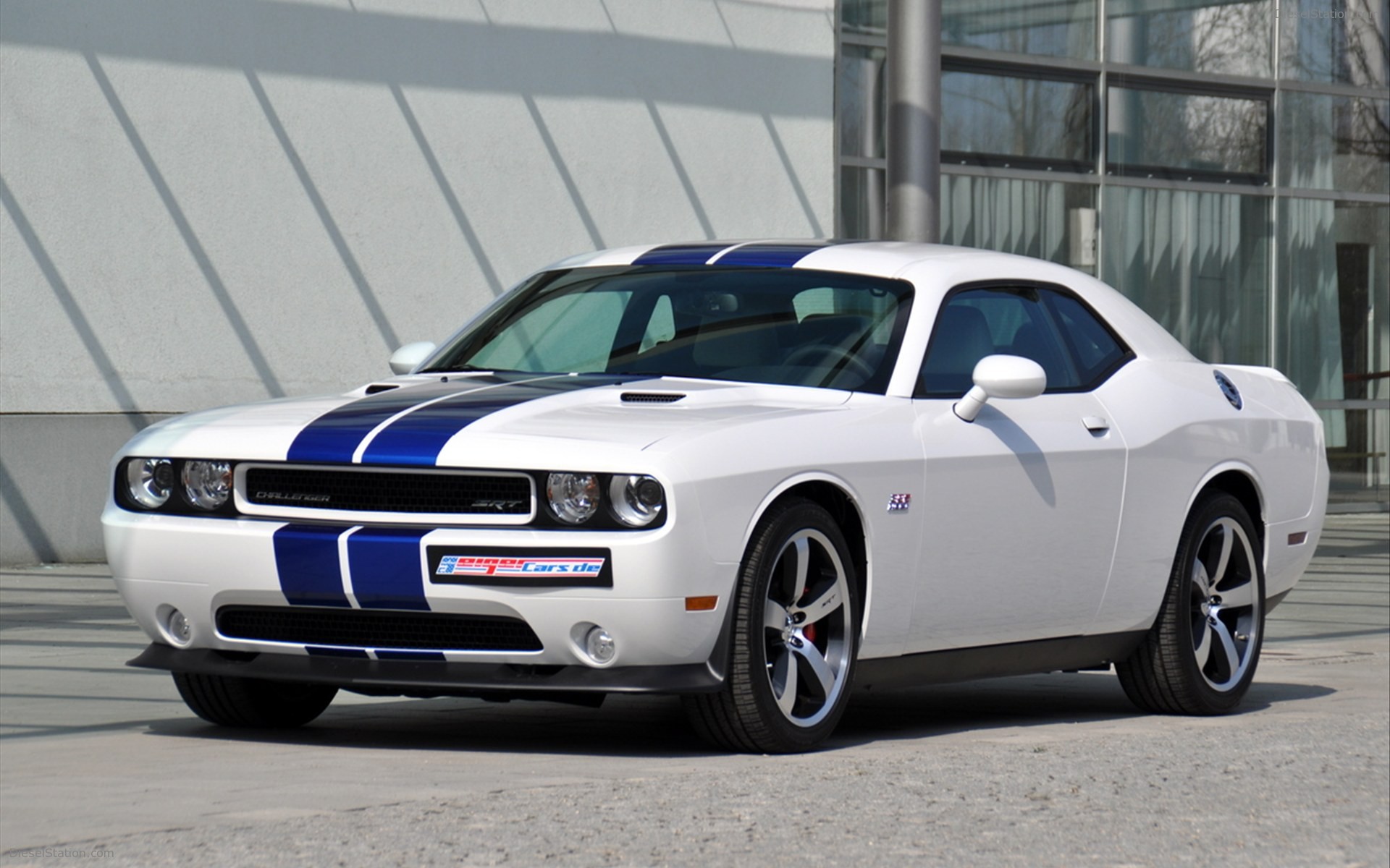 White Dodge Challenger Wallpapers