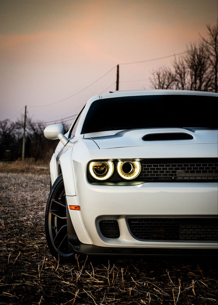 White Dodge Challenger Wallpapers