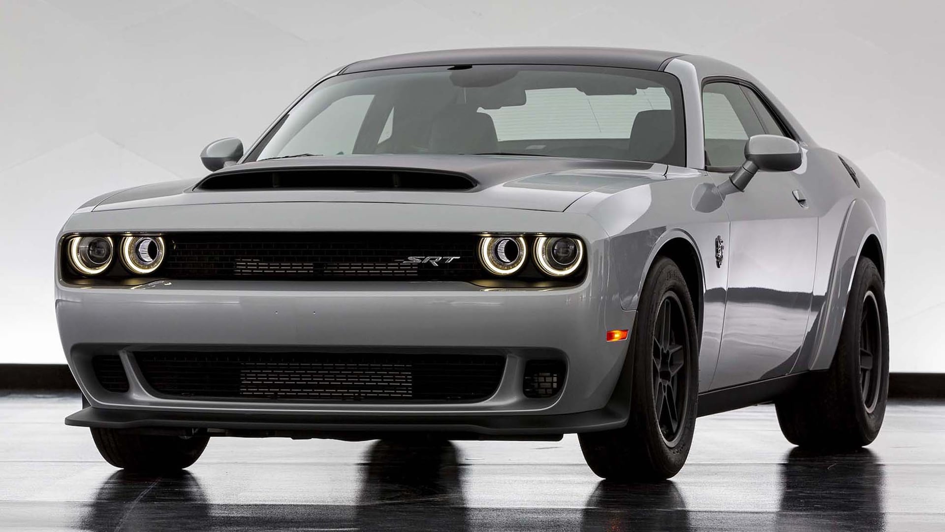 White Dodge Challenger Wallpapers