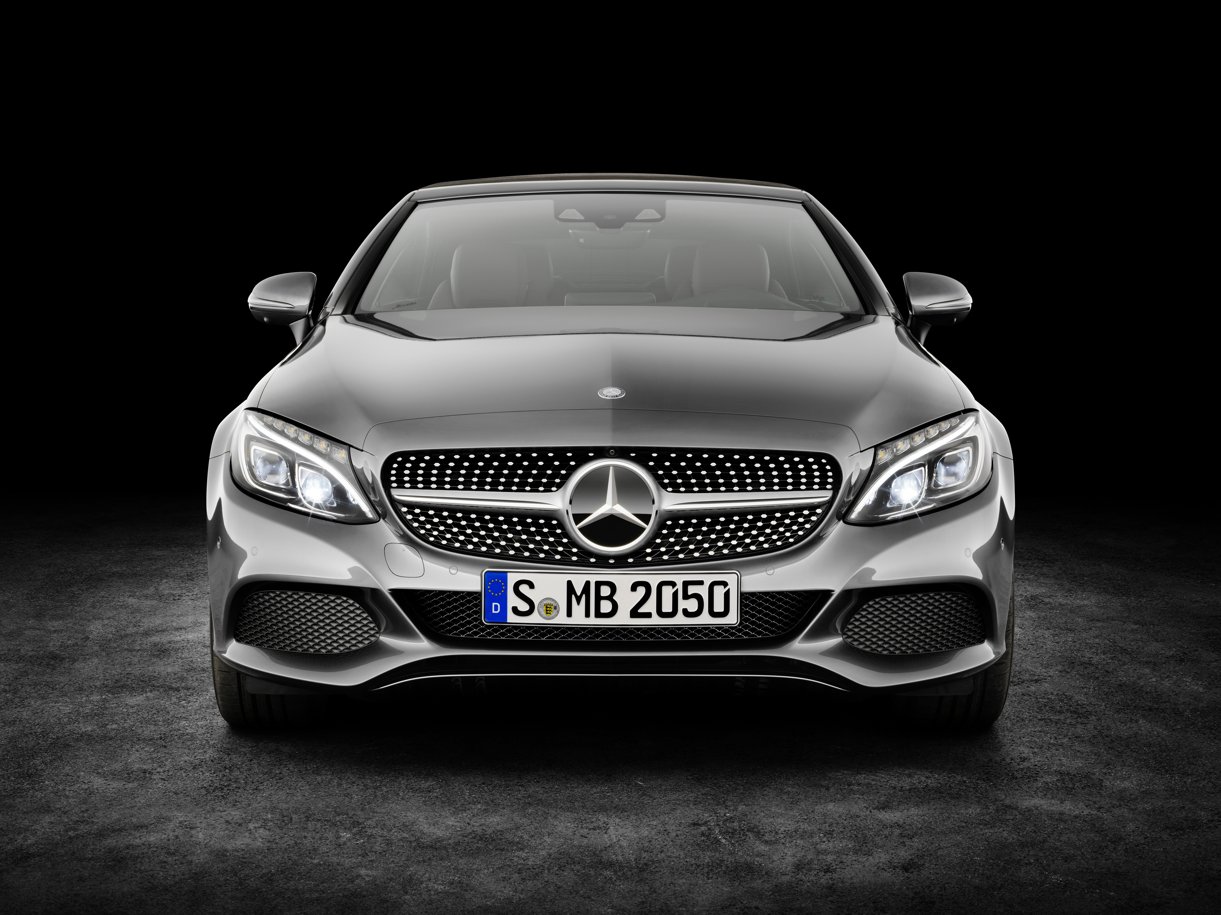 White Mercedes-Benz C 220 Wallpapers