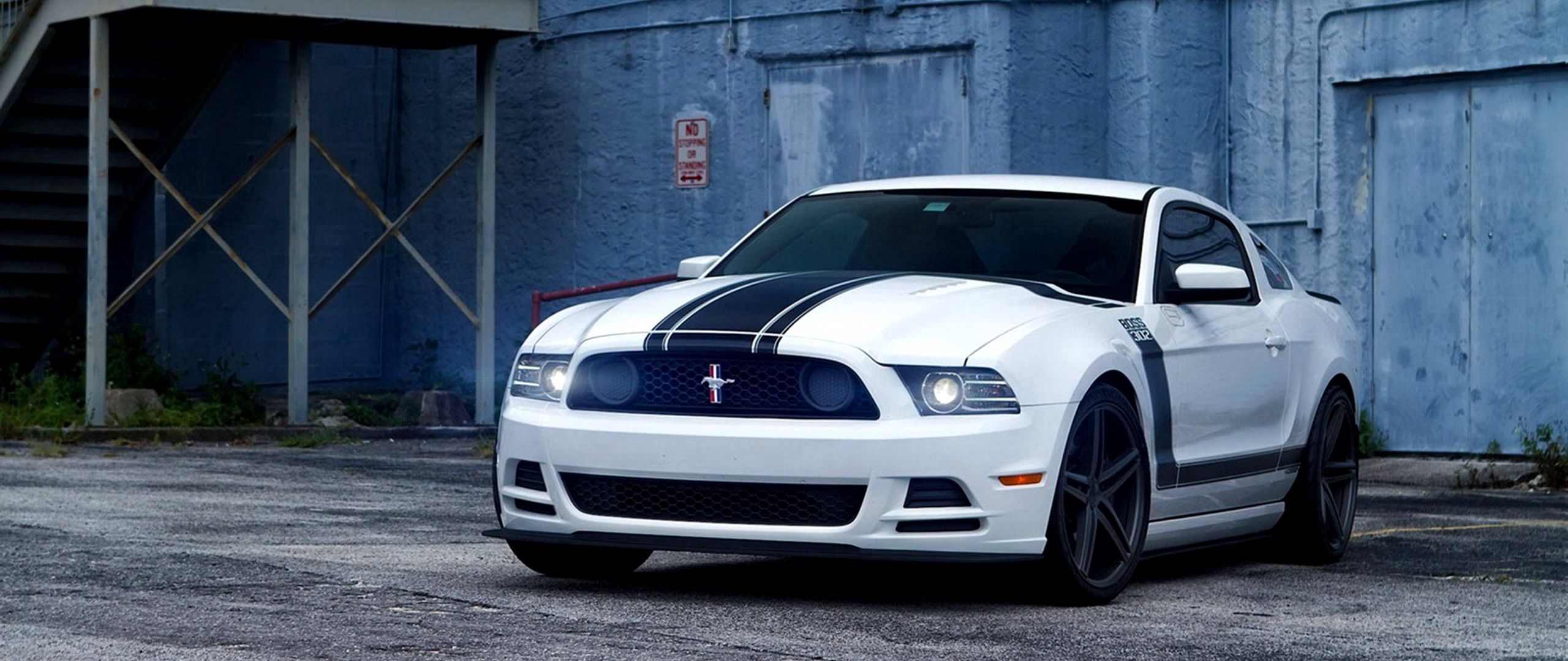 White Mustang Wallpapers