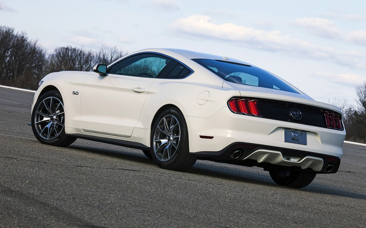 White Mustang Wallpapers