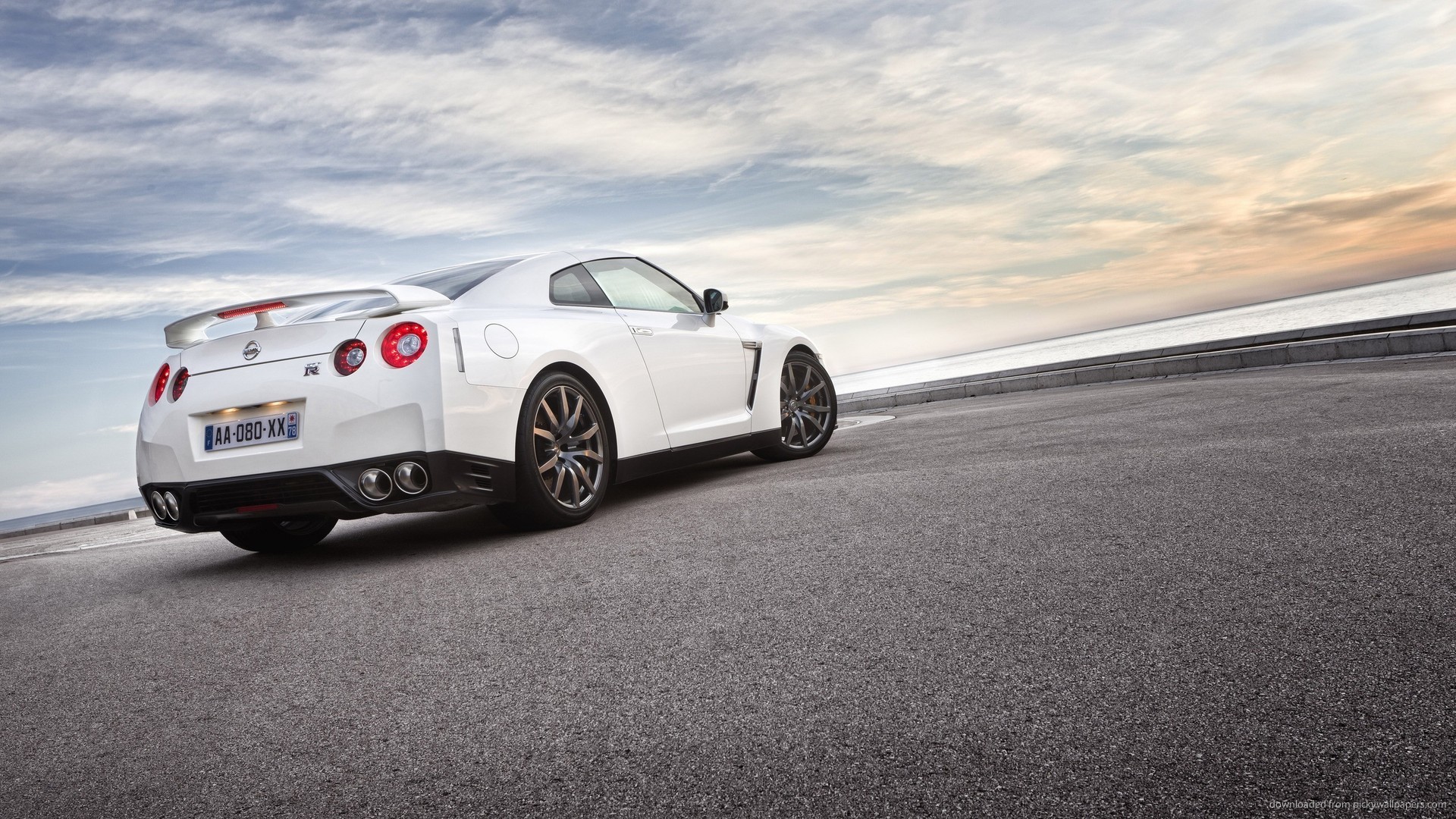 White Nissan Gtr Wallpapers