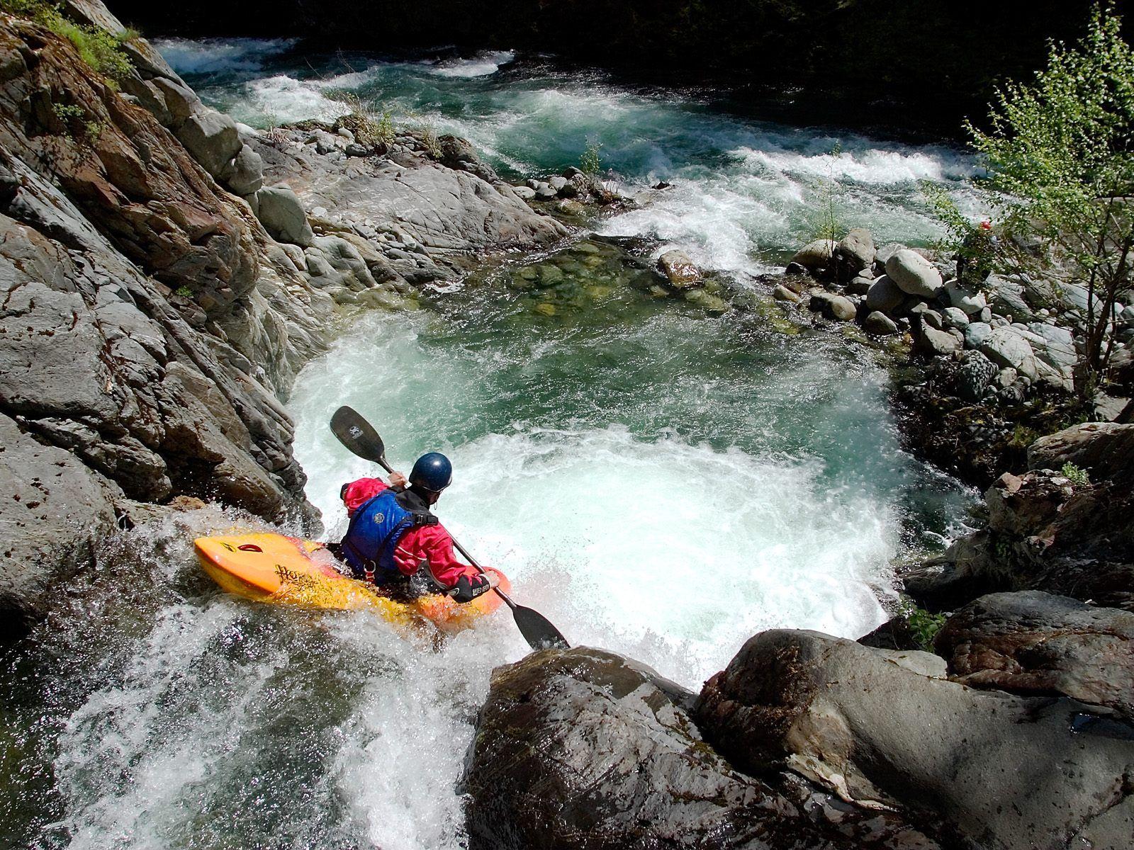 White Water Rafting Wallpapers