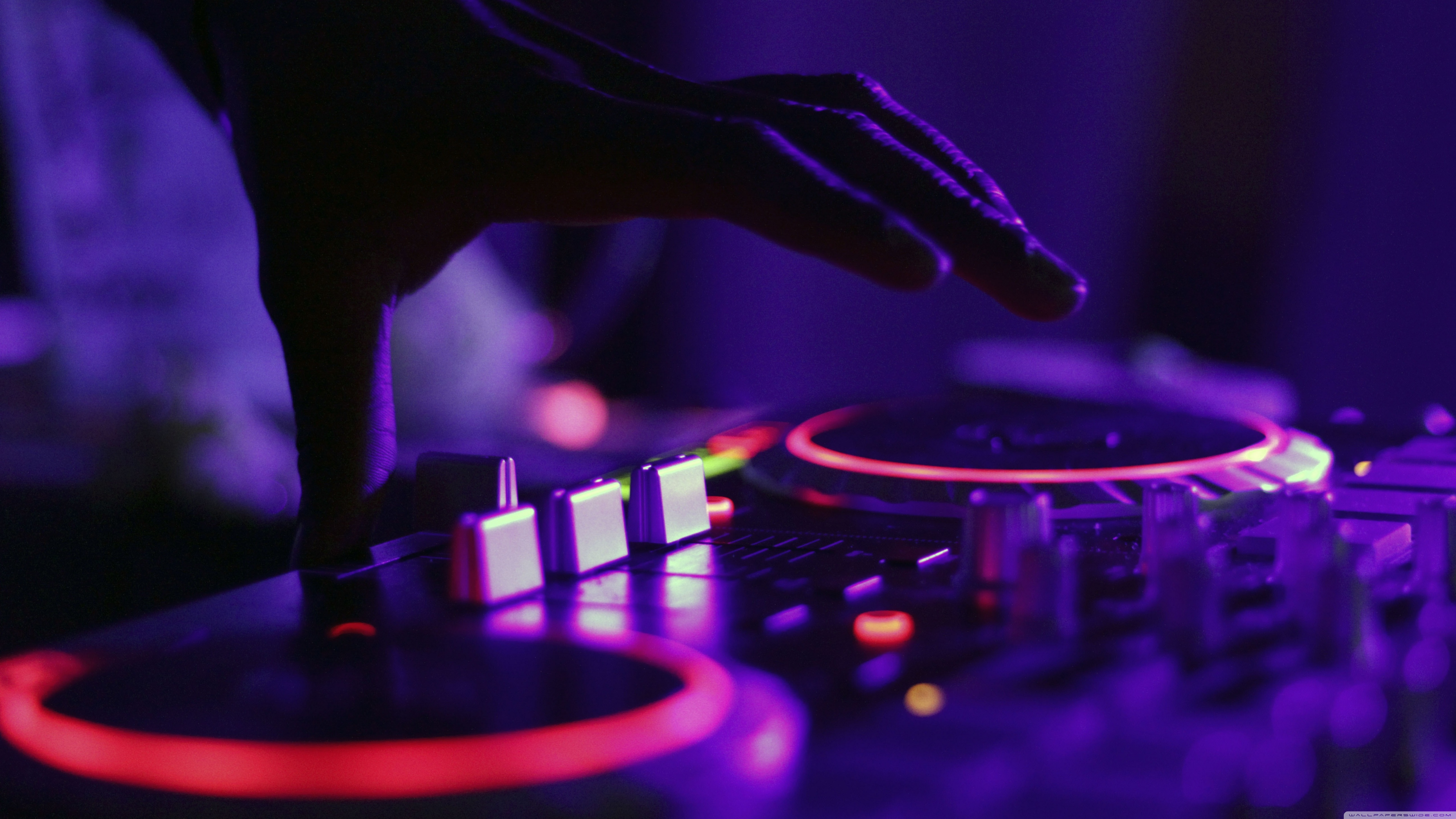 Widescreen Dj Wallpapers