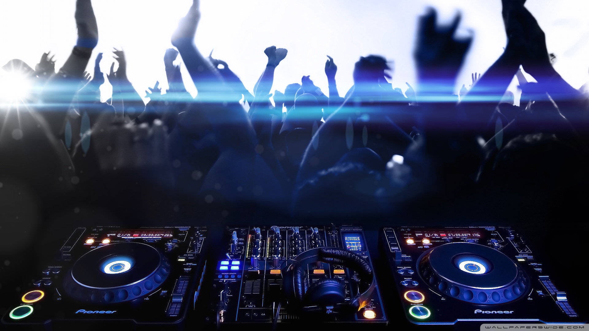 Widescreen Dj Wallpapers