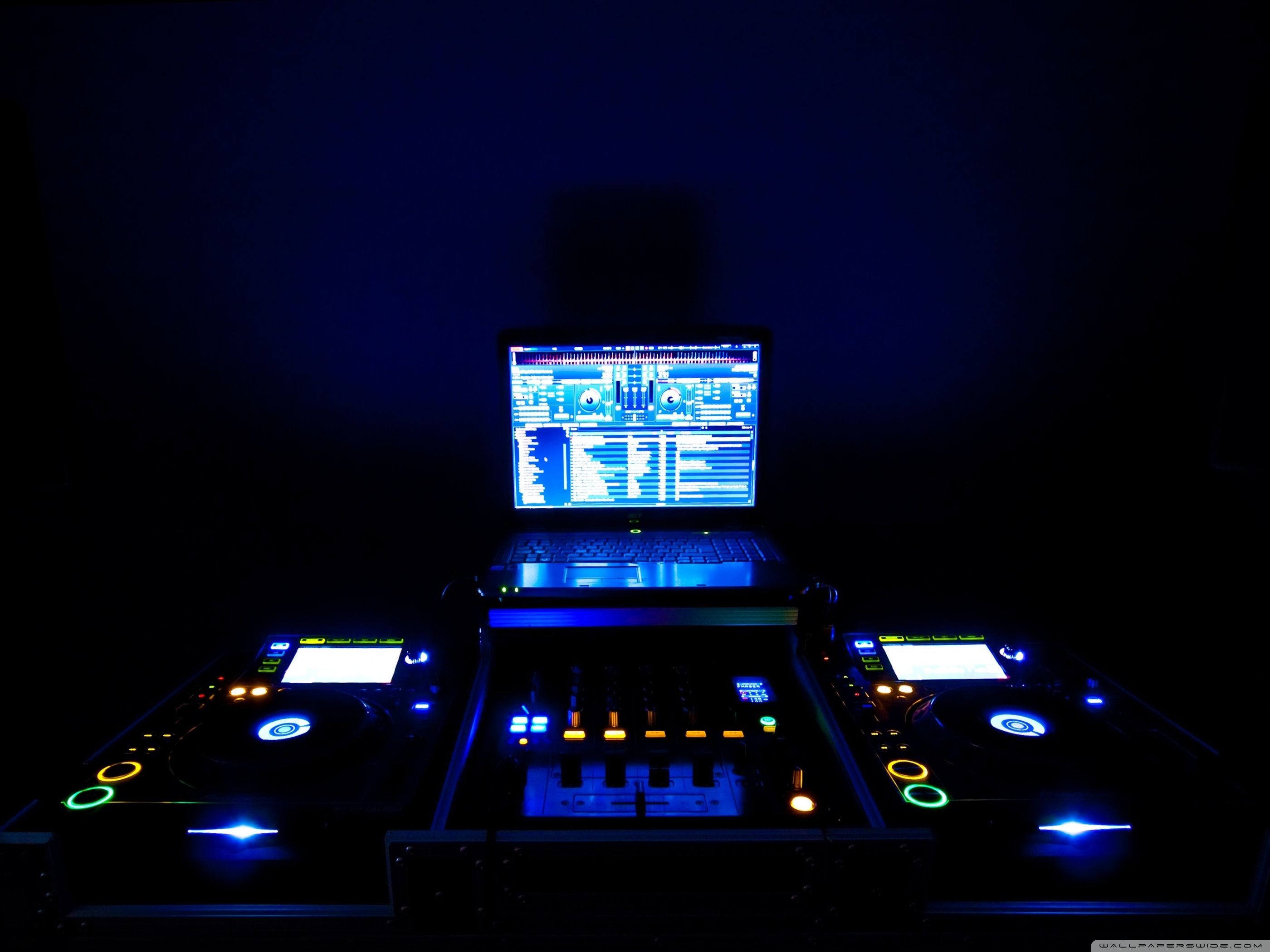 Widescreen Dj Wallpapers