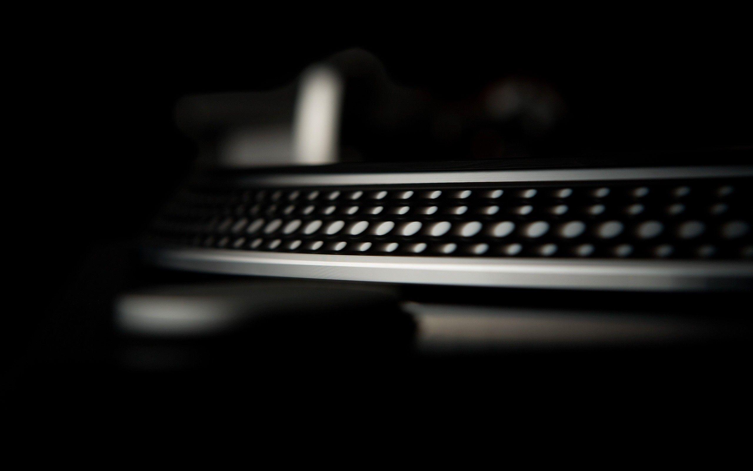 Widescreen Dj Wallpapers