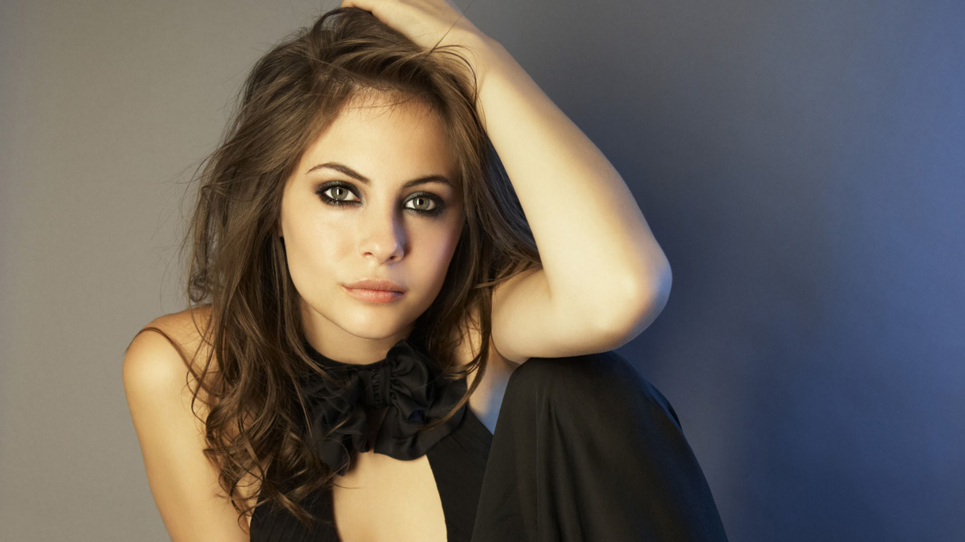 Willa Holland 2017 Wallpapers