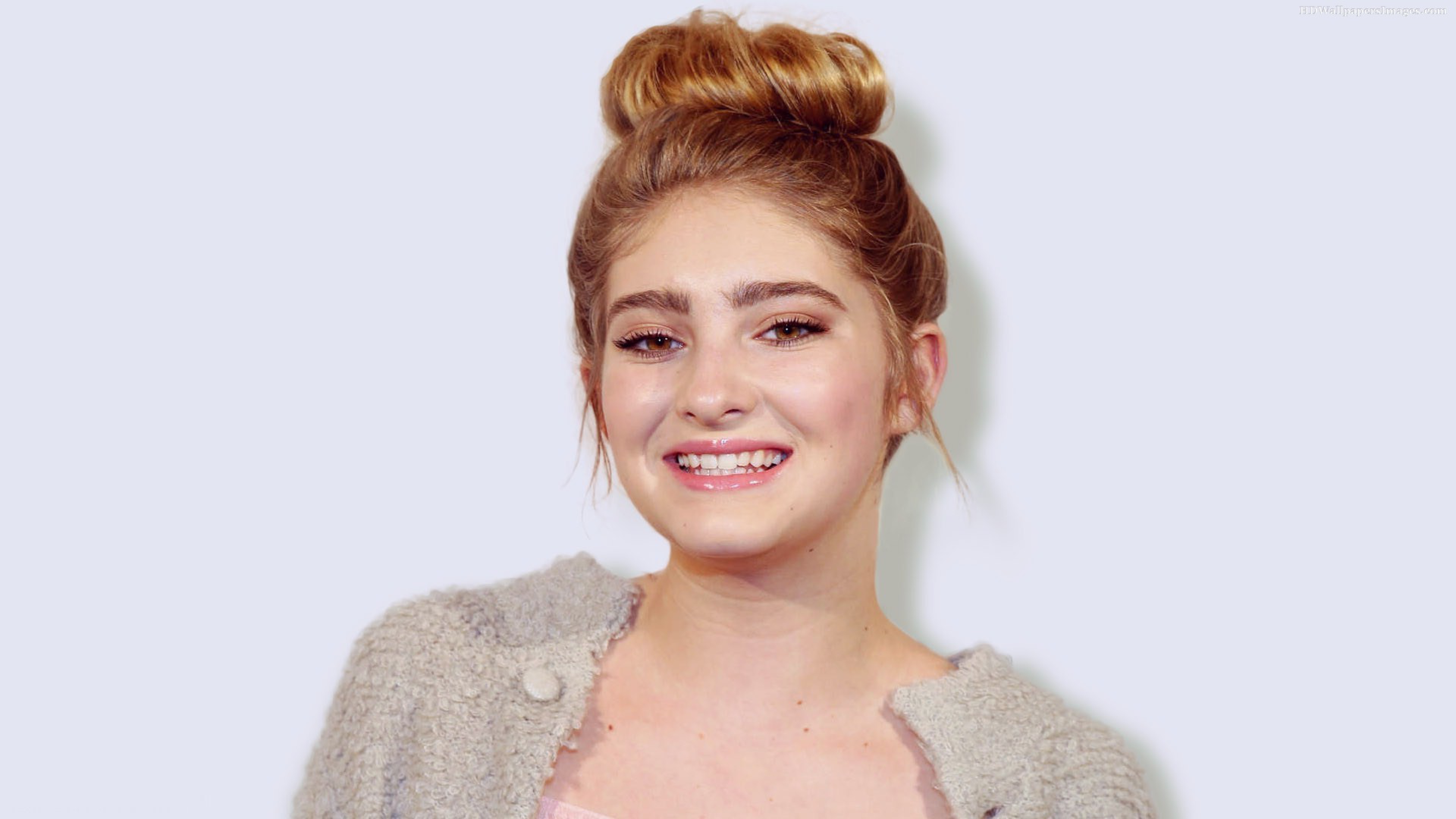 Willow Shields Wallpapers