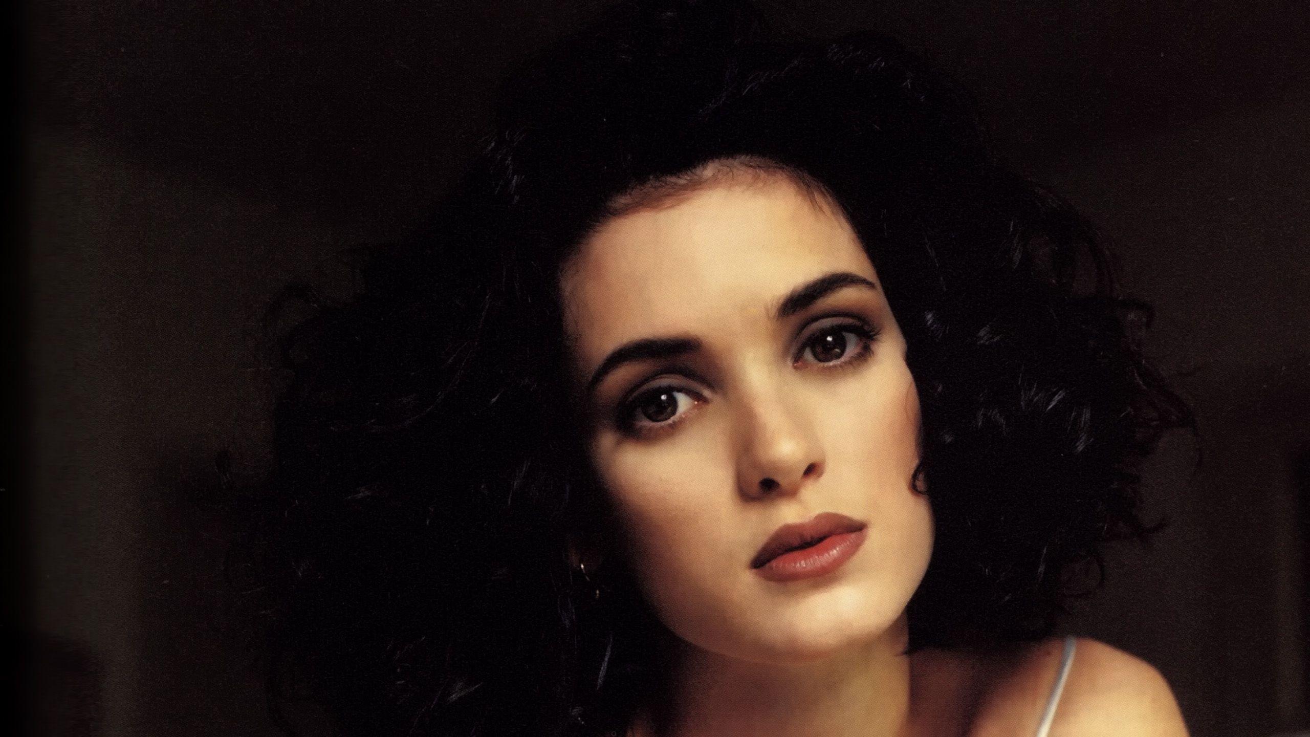 Winona Ryder Wallpapers