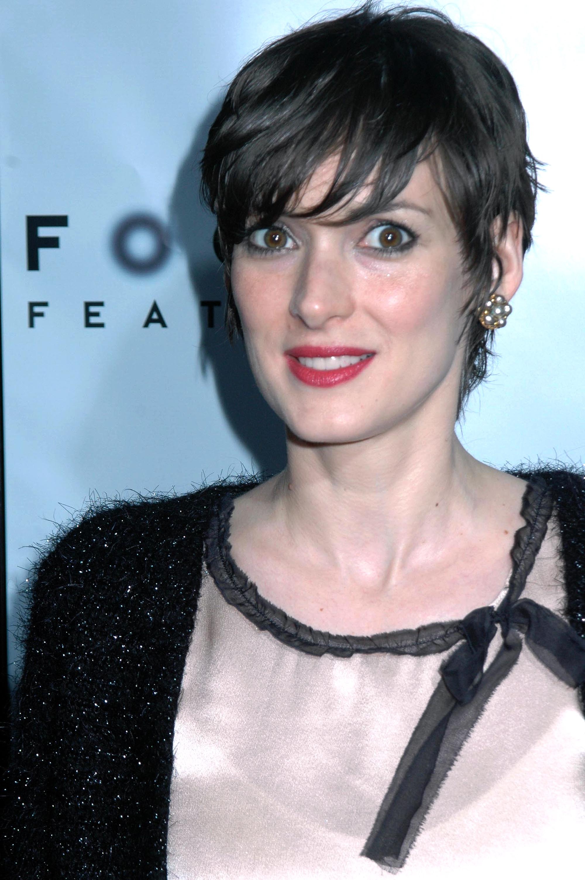 Winona Ryder Wallpapers