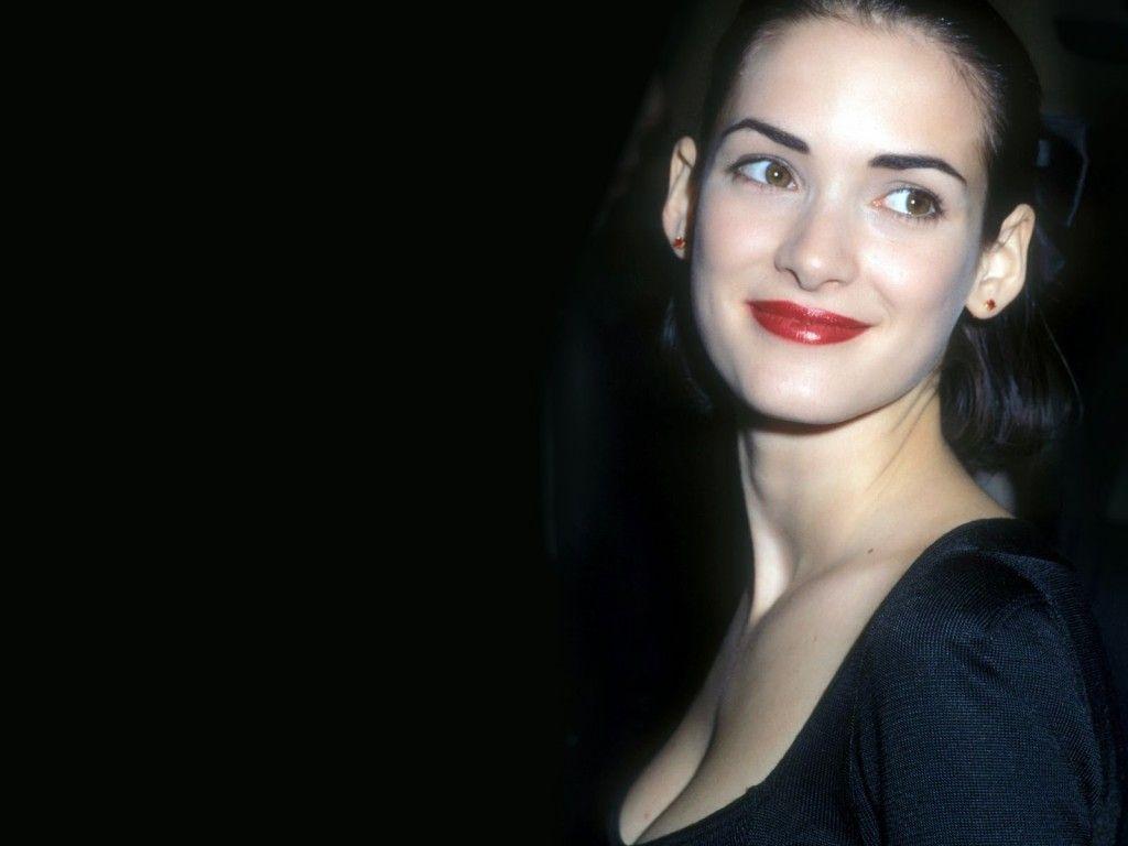 Winona Ryder Wallpapers