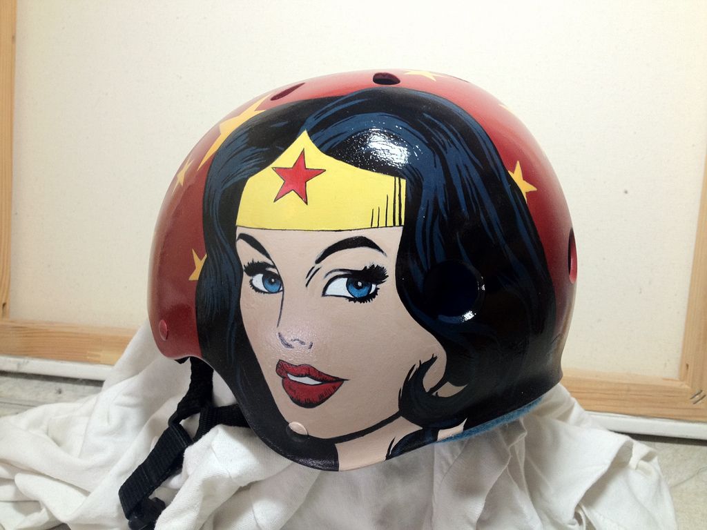 Wonder Woman Helmet Wallpapers
