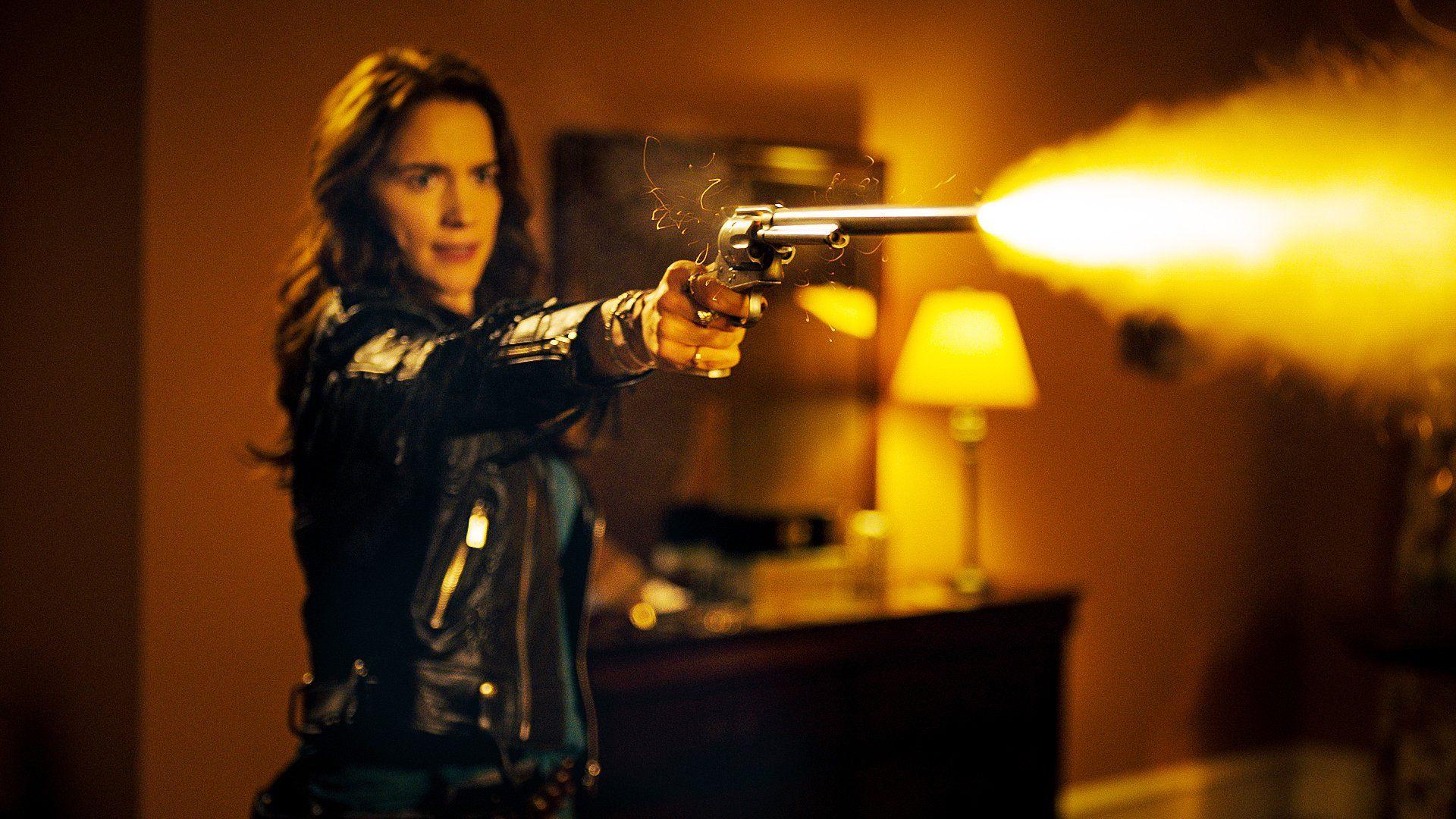 Wynonna Earp 4K Wallpapers