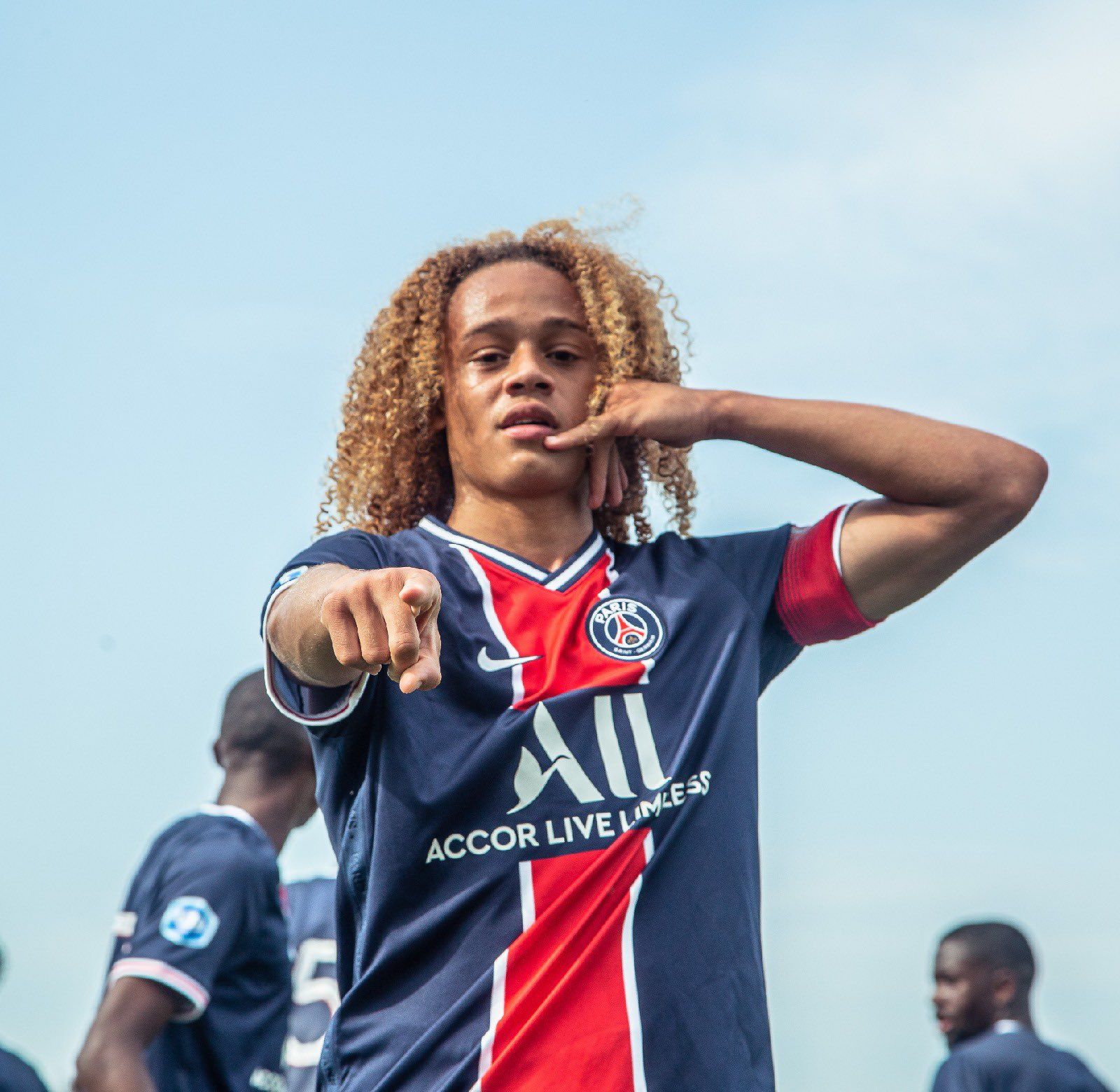 Xavi Simons Psg Wallpapers