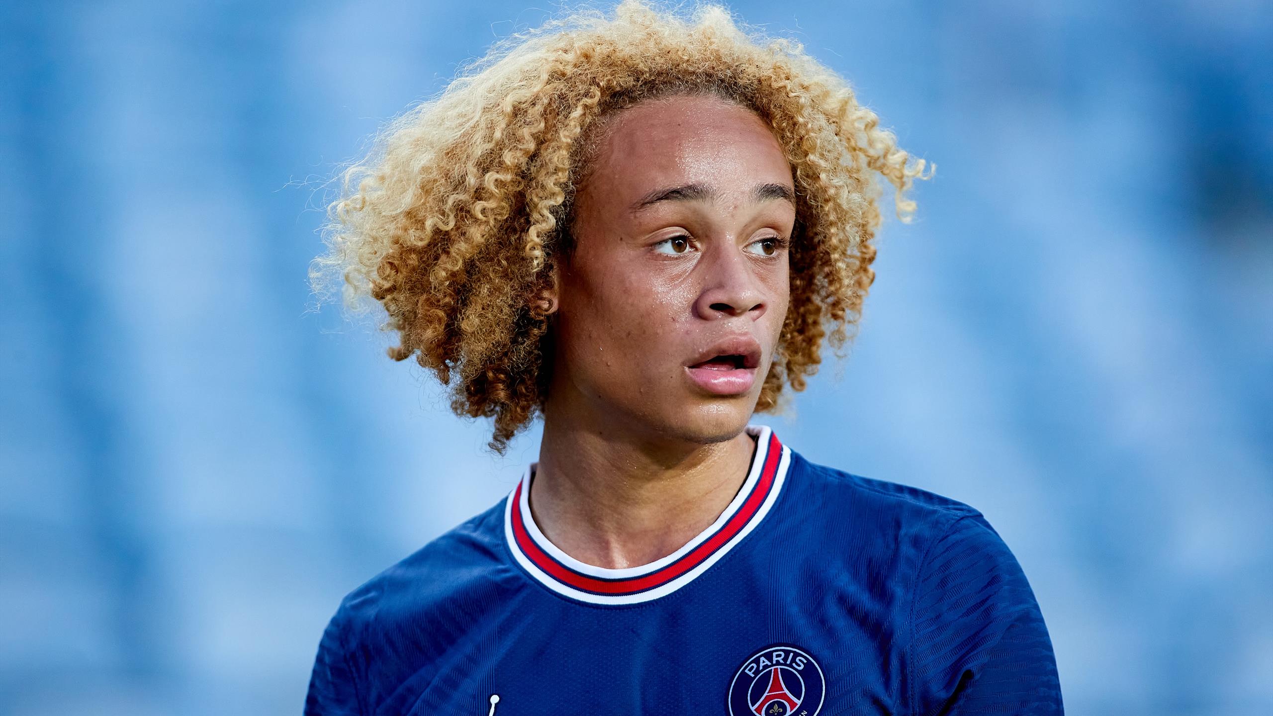 Xavi Simons Psg Wallpapers