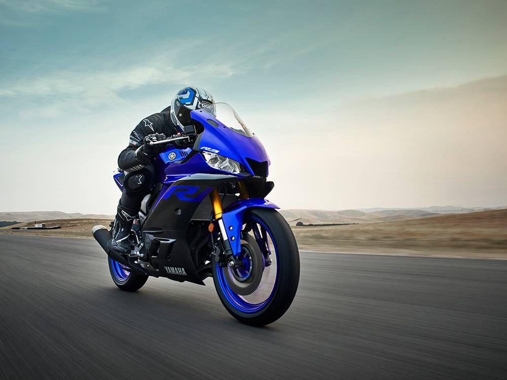 Yamaha R3 Wallpapers