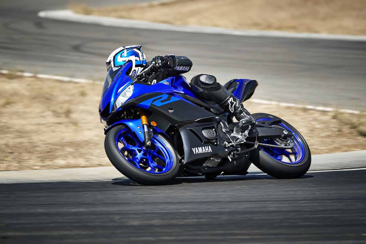 Yamaha R3 Wallpapers