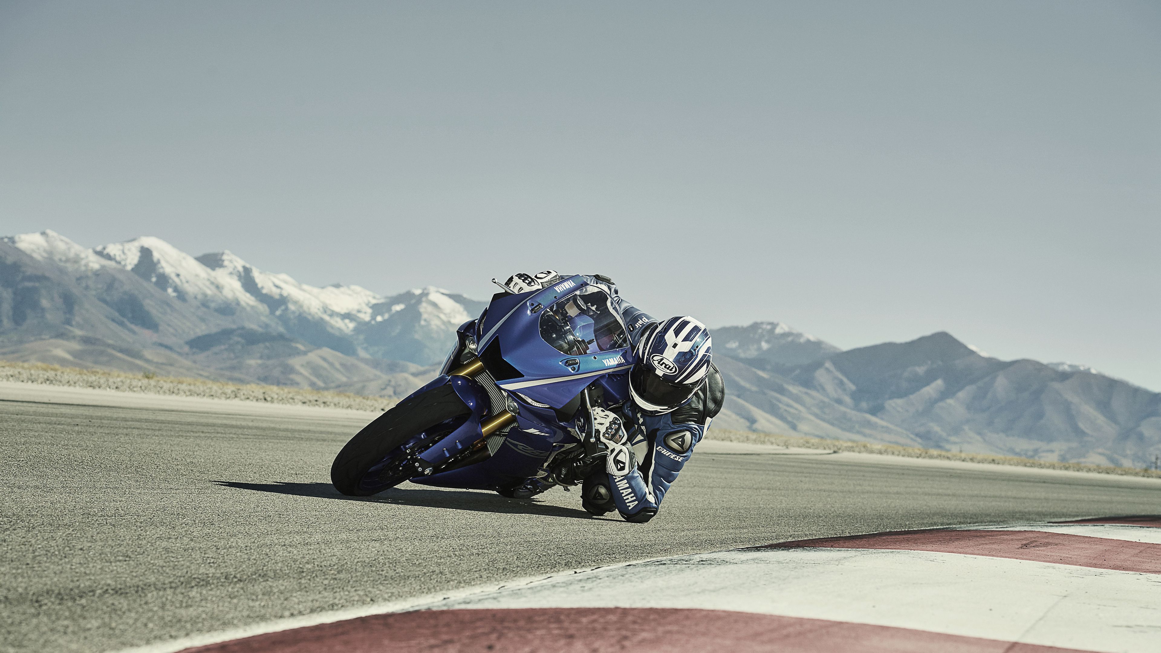 Yamaha R6 Wallpapers