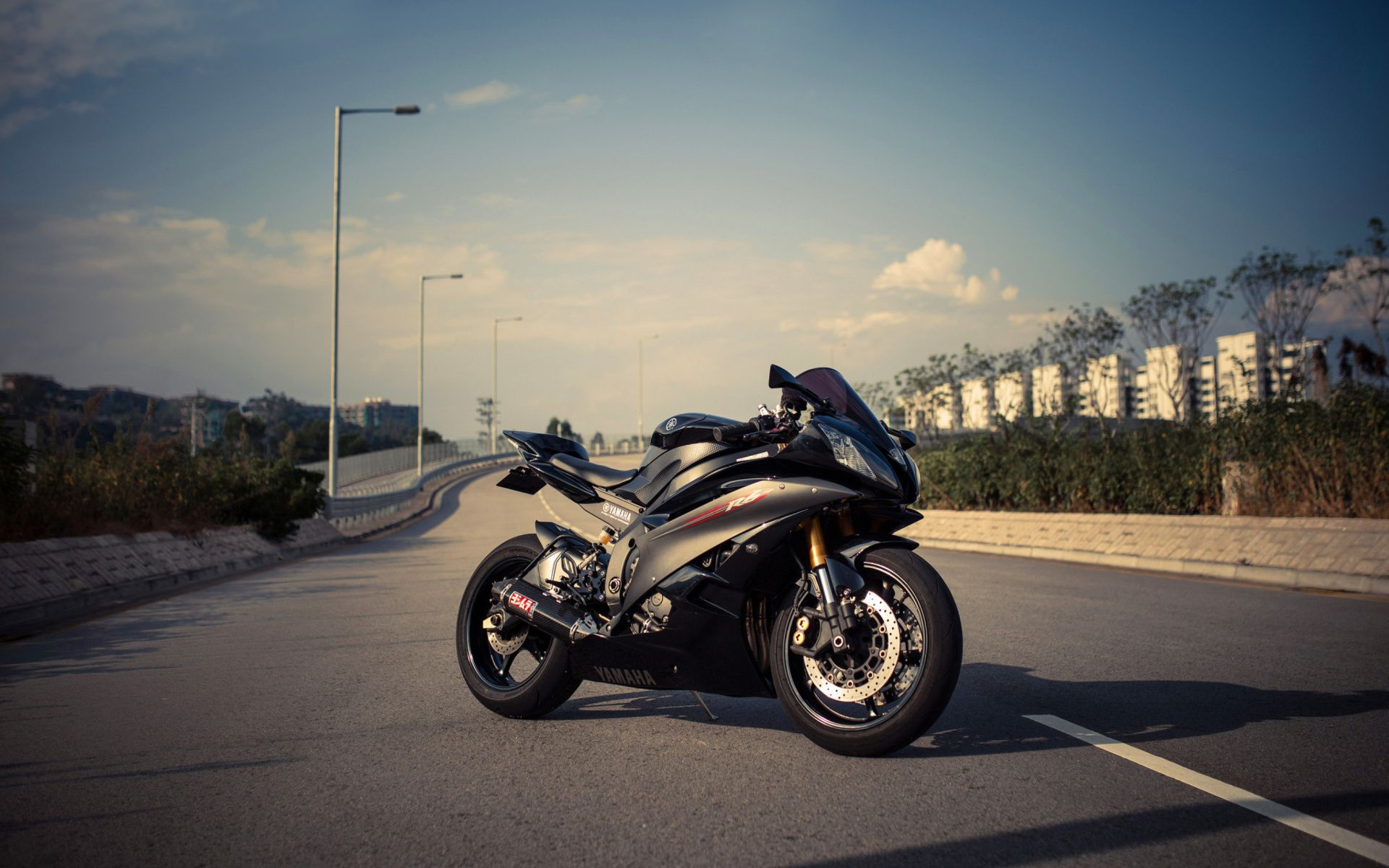 Yamaha R6 Wallpapers