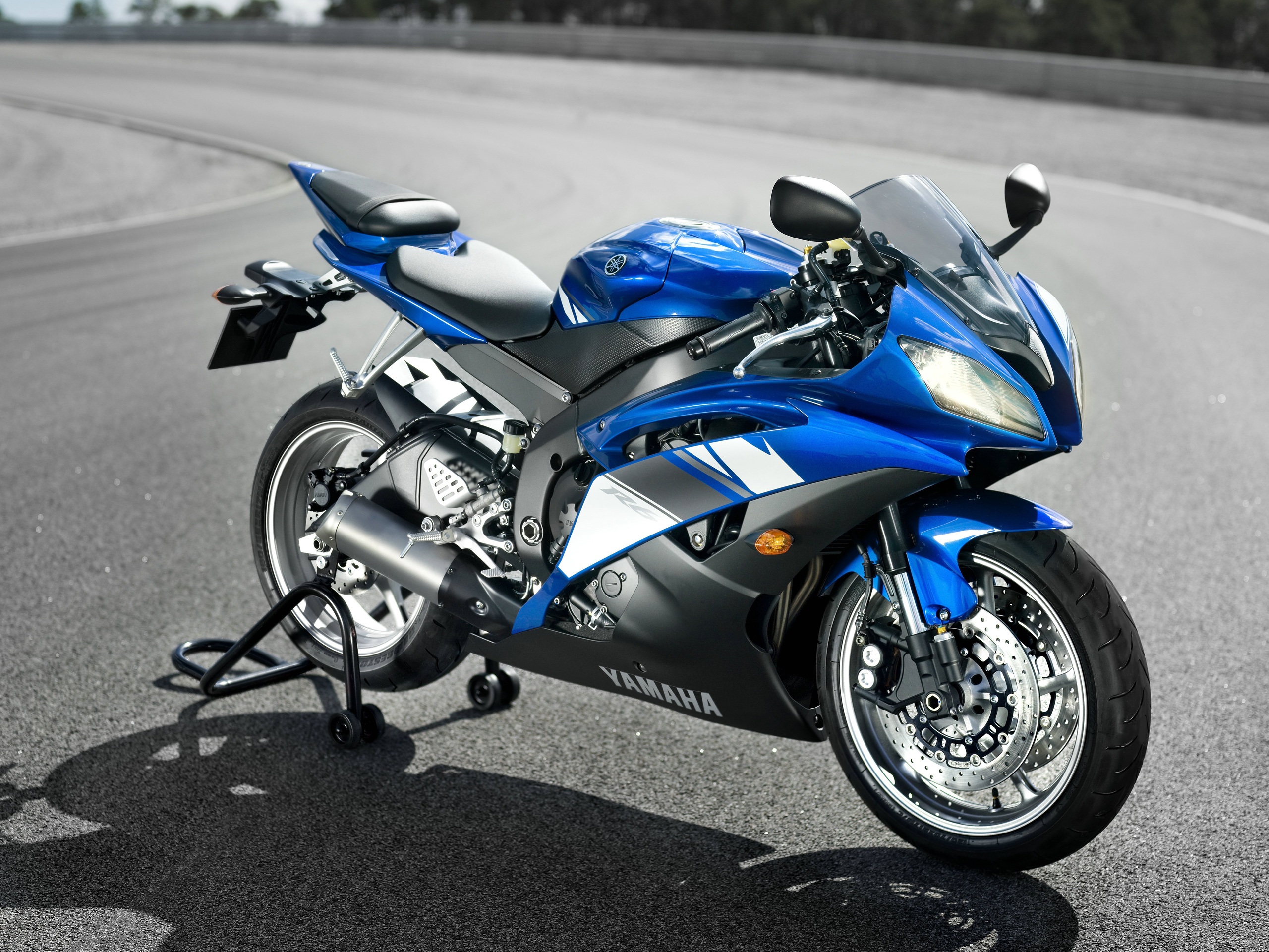 Yamaha Yzf R6 Wallpapers