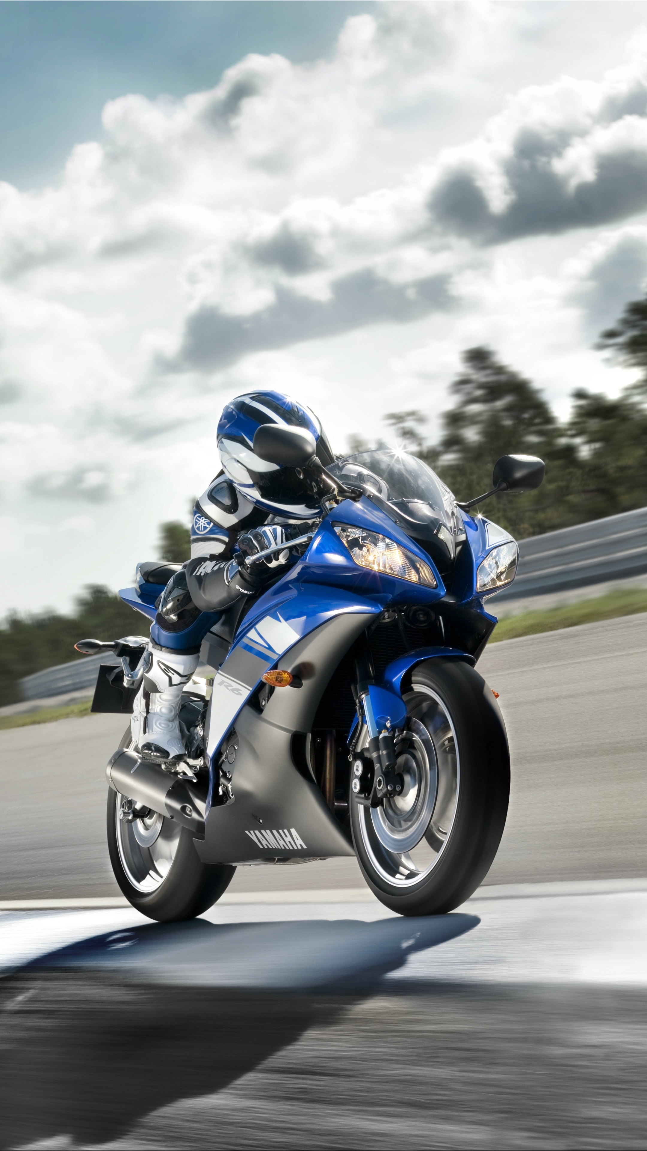 Yamaha Yzf-R6 Wallpapers