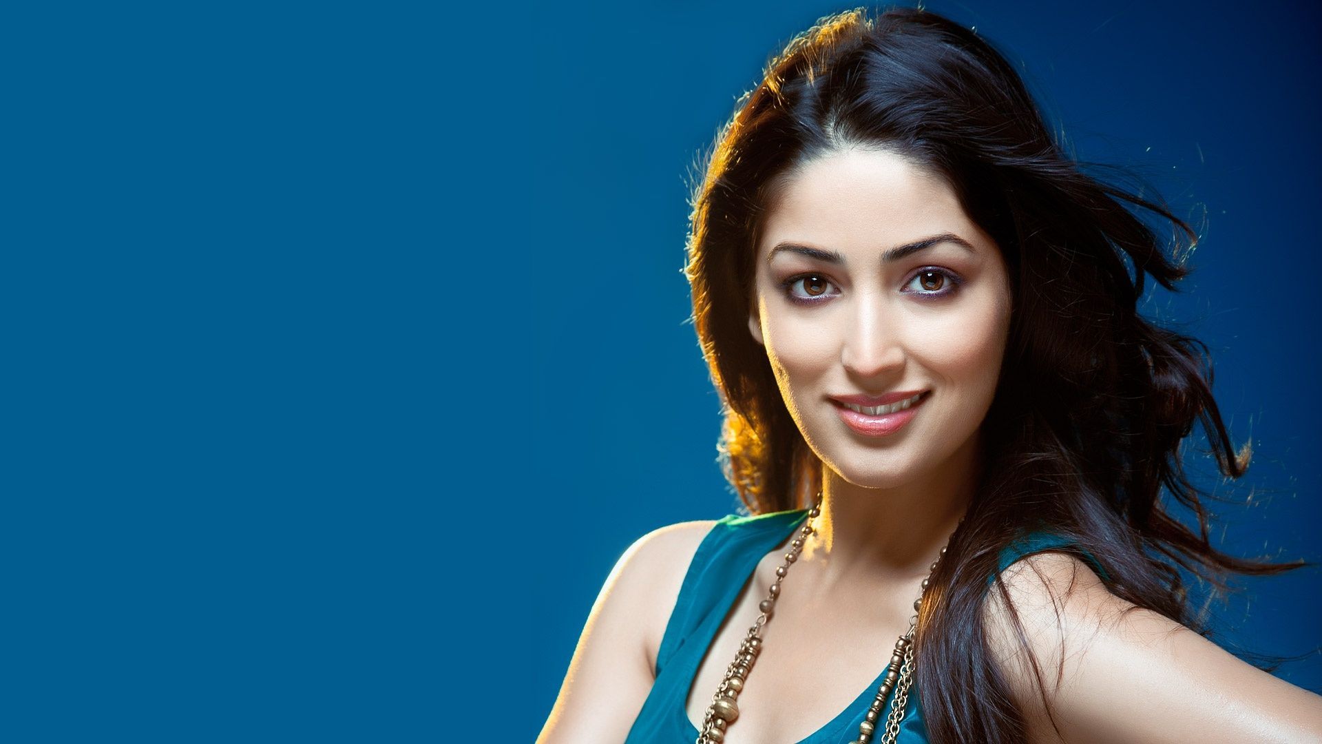 Yami Gautam Wallpapers