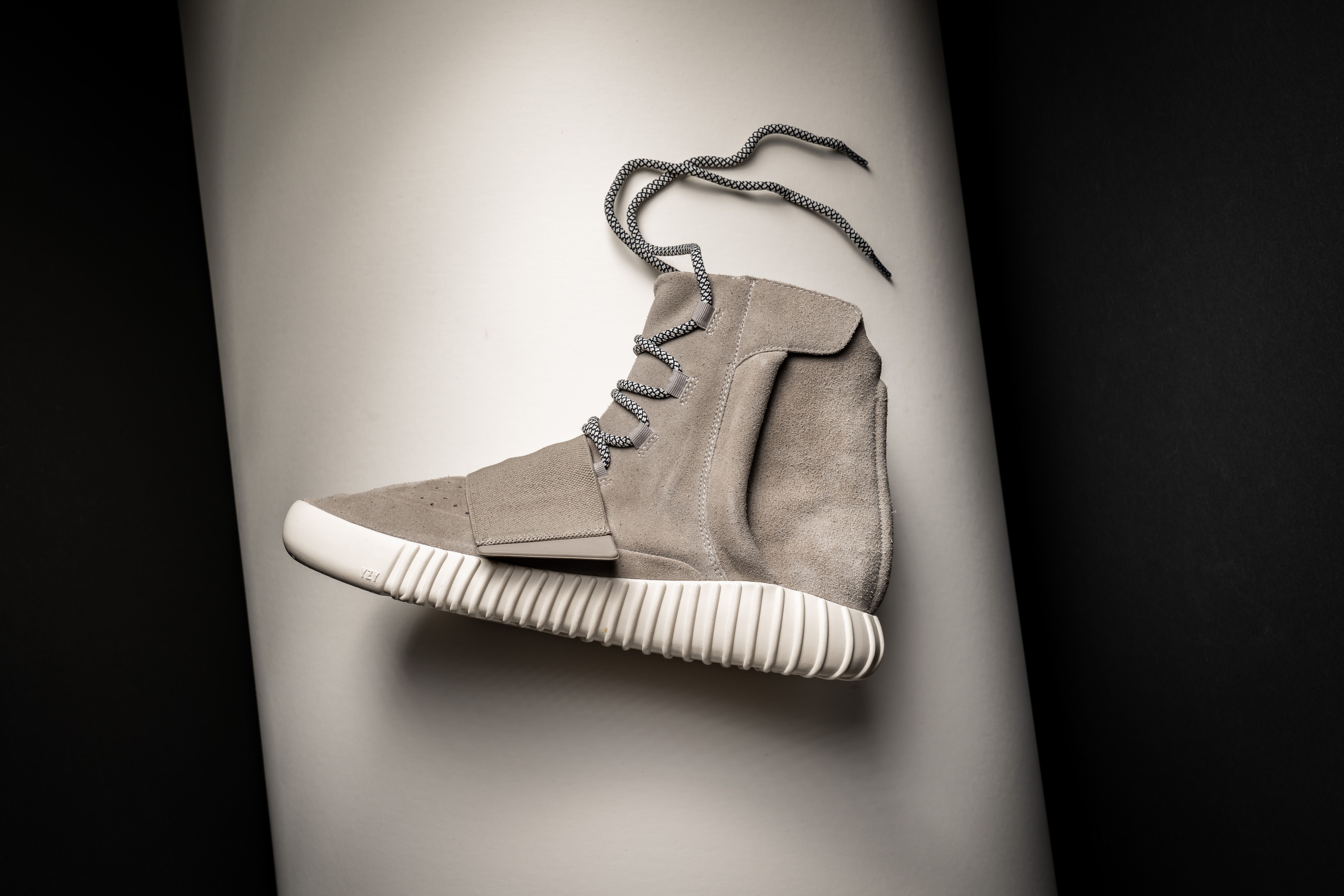 Yeezy 750 Supreme Wallpapers