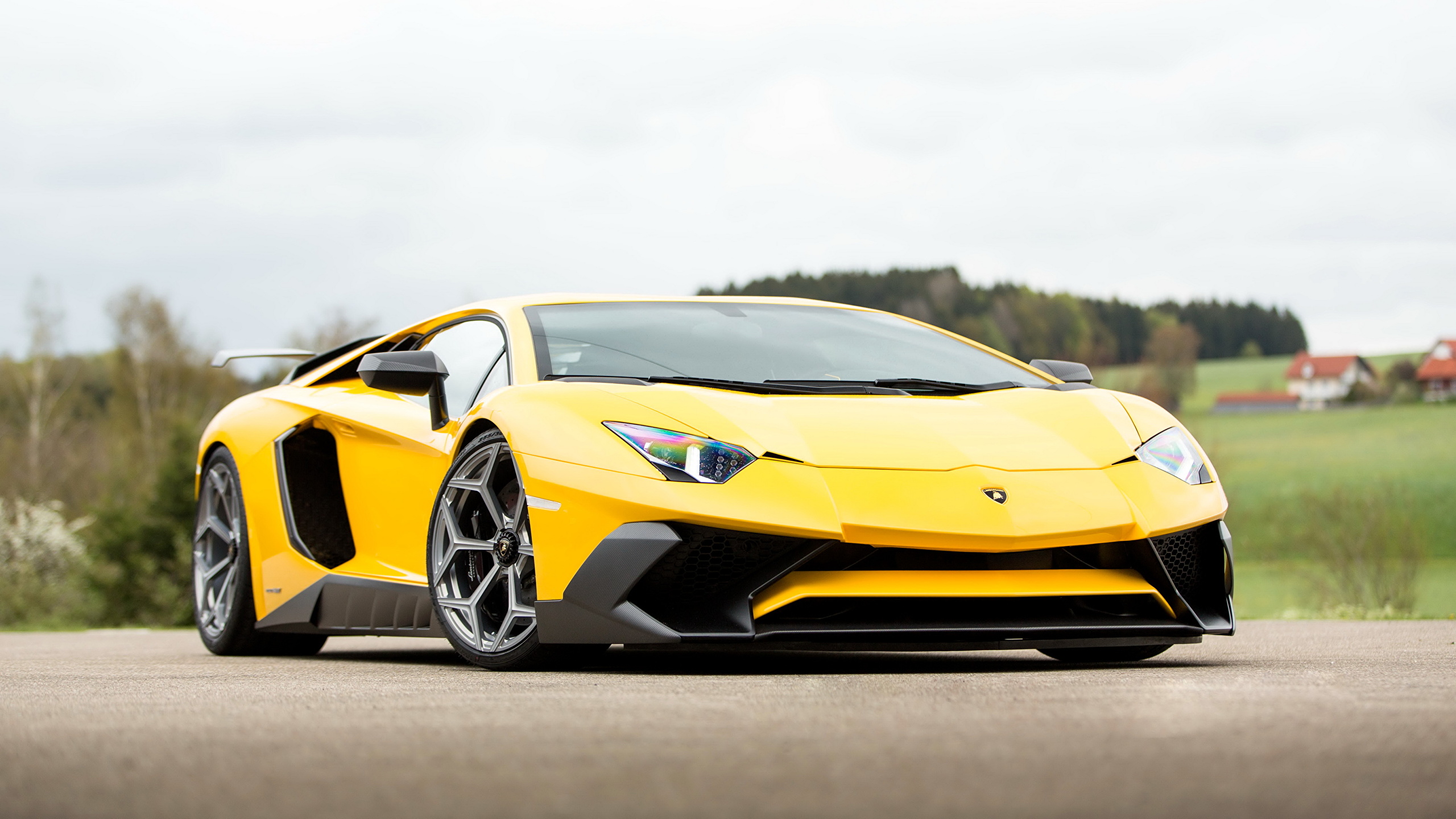 Yellow Lamborghini Aventador Wallpapers