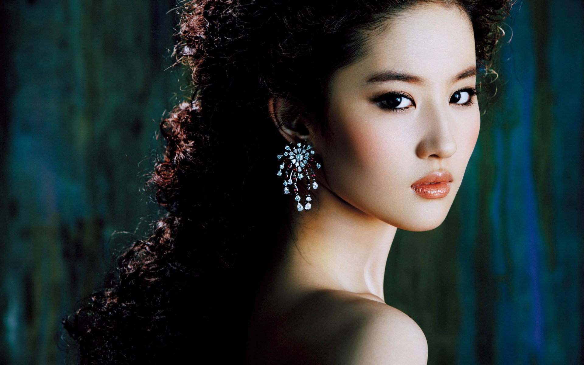 Yifei Liu Wallpapers