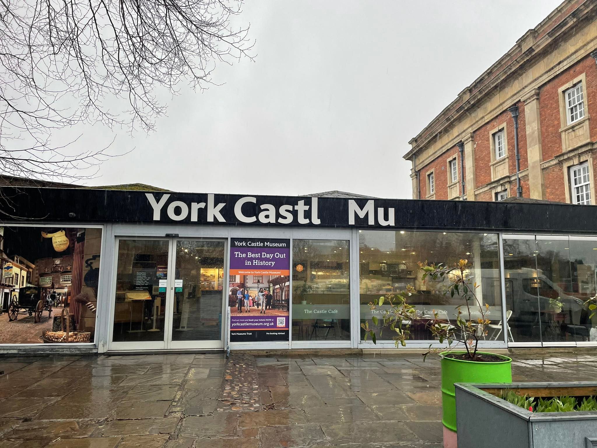 York Castle Wallpapers