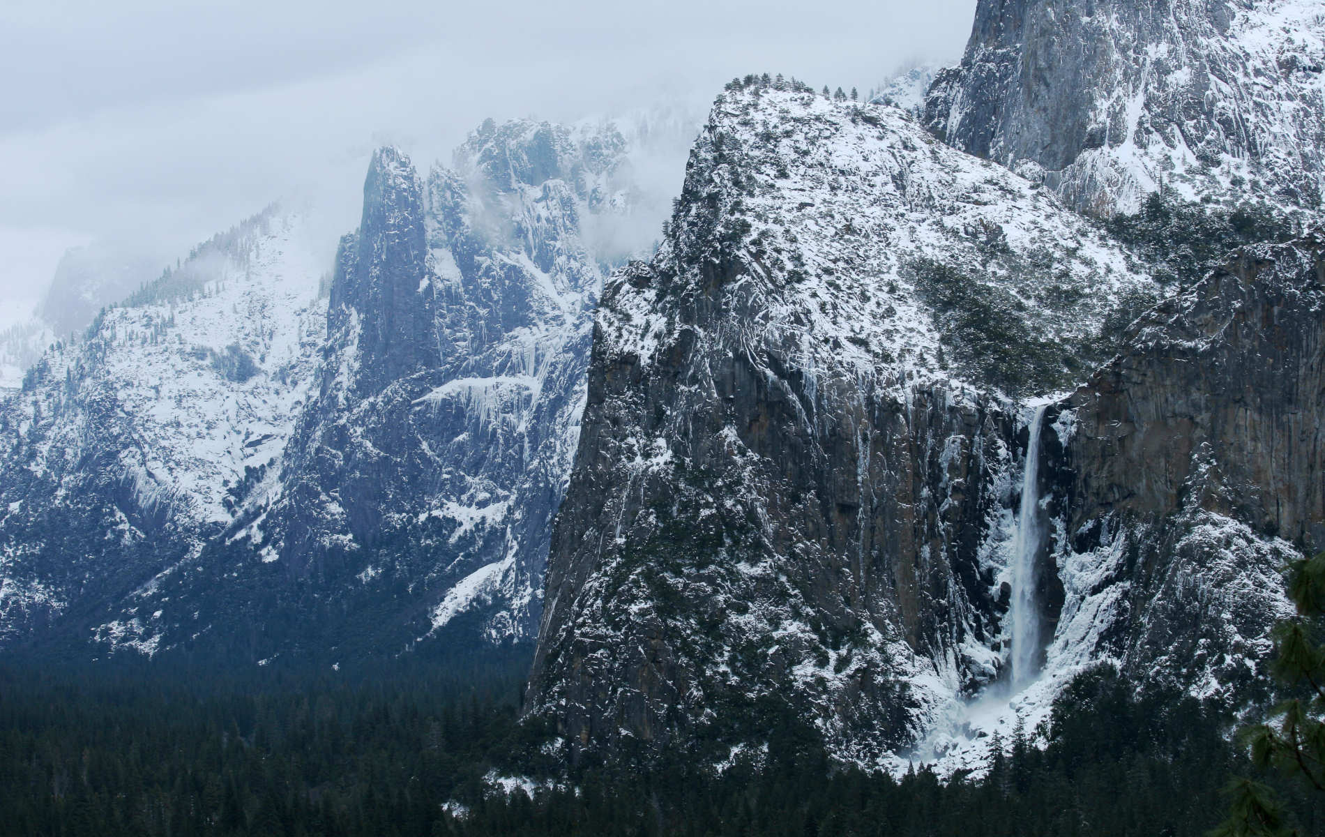 Yosemite Winter Wallpapers